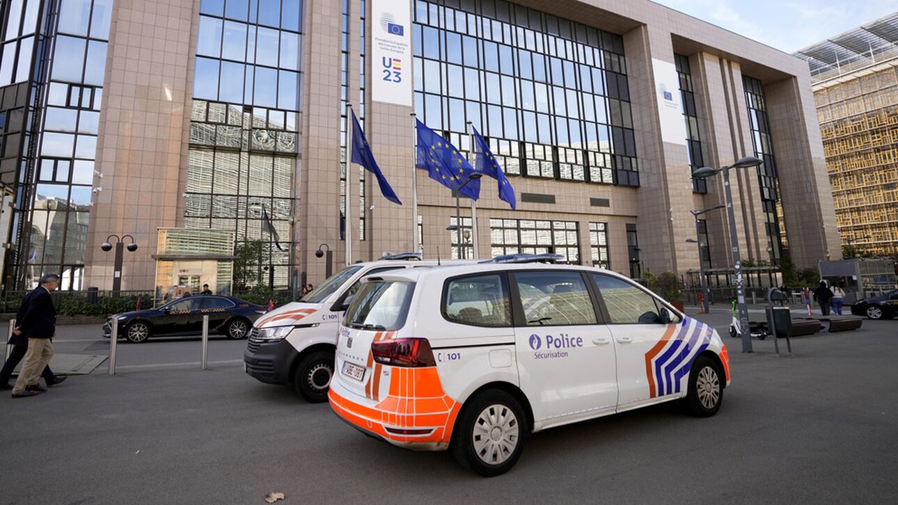 Σοκ στο Βέλγιο:9χρονο παιδί κλειδωμένο για μέρες σε σκοτεινό χώρο 2 τετραγωνικών