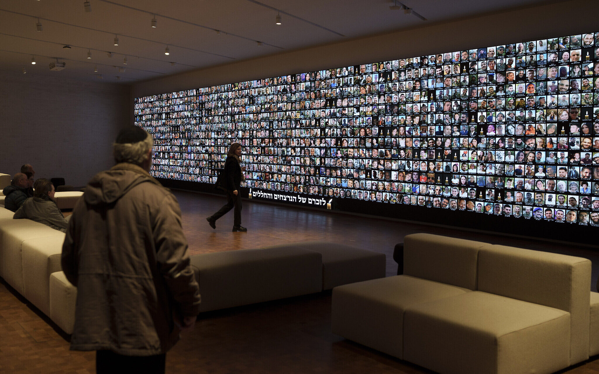 Επαφές στο Παρίσι για ανακωχή και απελευθέρωση ομήρων στη Γάζα