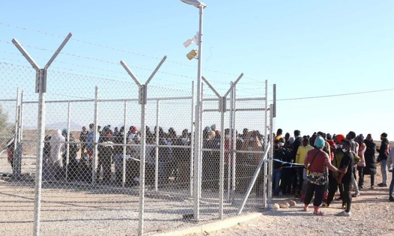 Πάει Ολομέλεια το νομοσχέδιο για Υφυπουργείο Μετανάστευσης