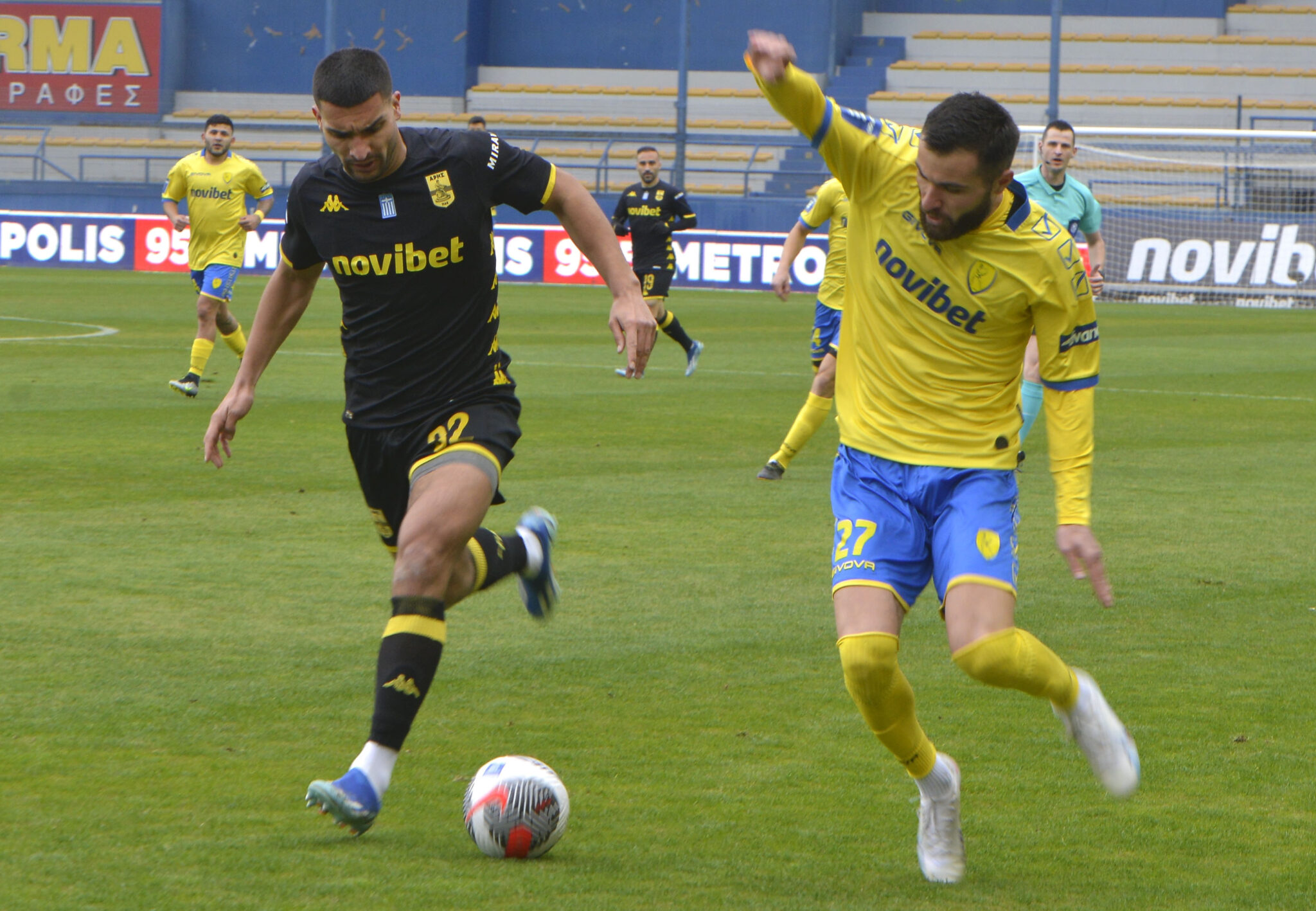 Θρίαμβος στο Αγρίνιο με «τεσσάρα» για τον Άρη και τώρα… τελικός με ΑΕΚ