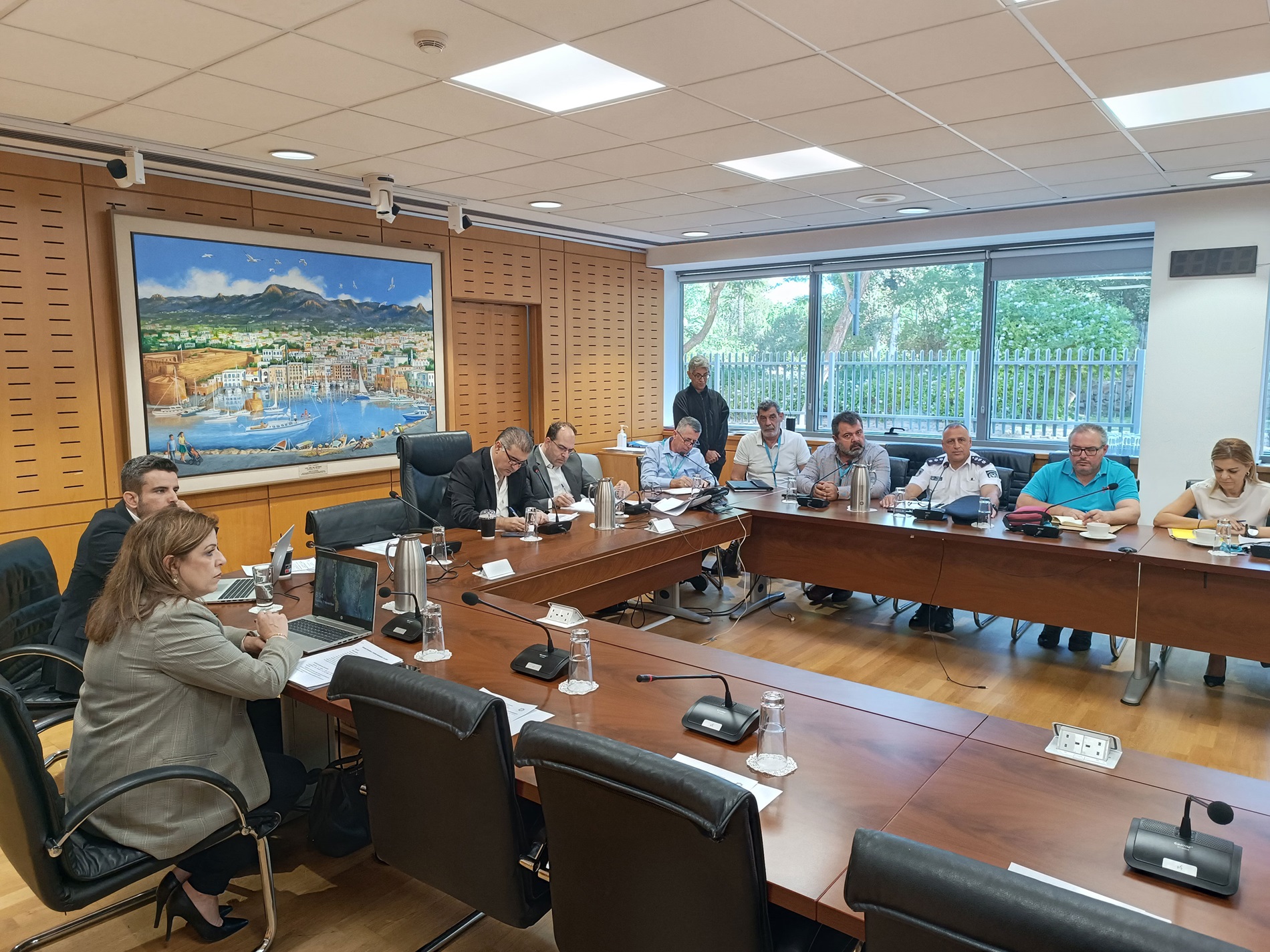 Την πιο γρήγορη παραχώρηση τ/κ υποστατικών, συζήτησε η Επιτροπή Προσφύγων