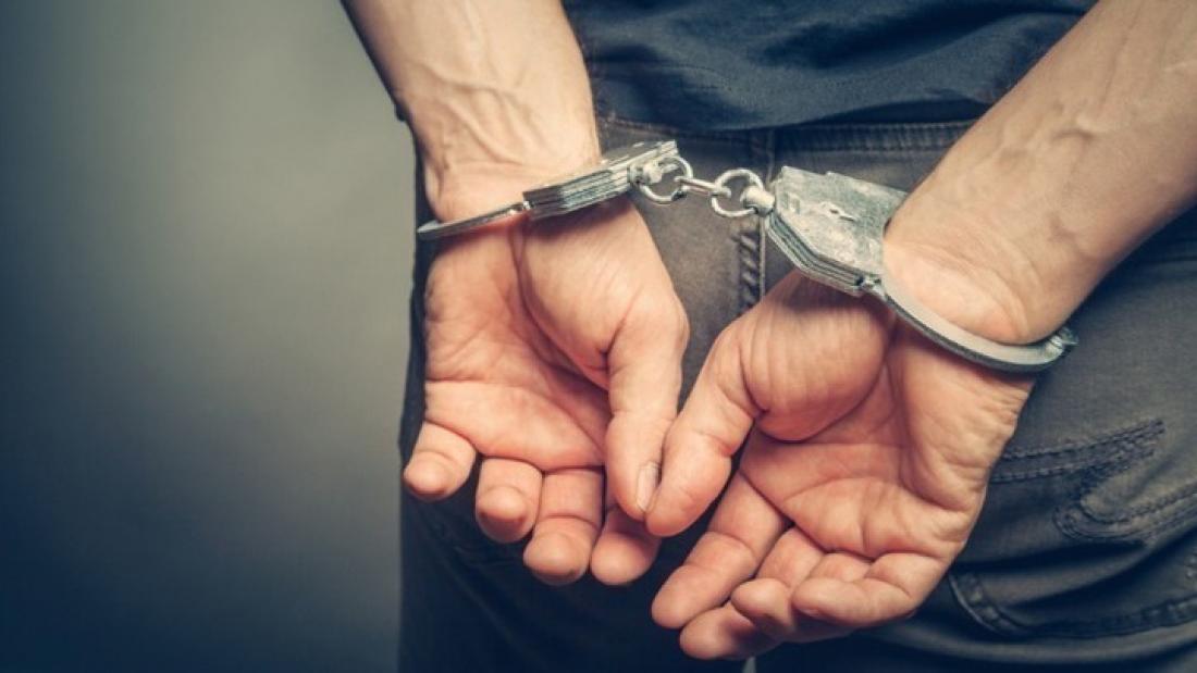 Υπό κράτηση δύο άτομα για υπόθεση διάρρηξης και παράνομης κατοχής περιουσίας