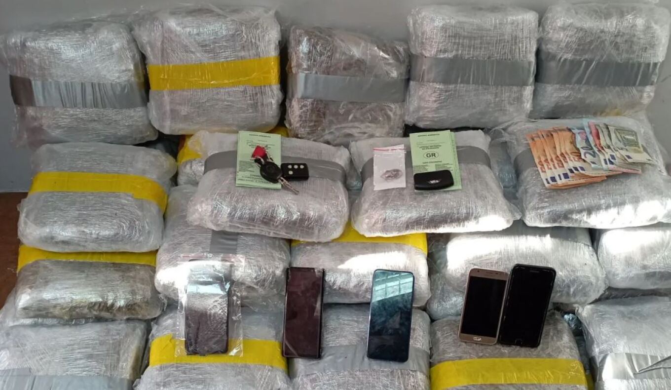 Ιωάννινα: Έπιασαν με 54 κιλά κάνναβης 24χρονο