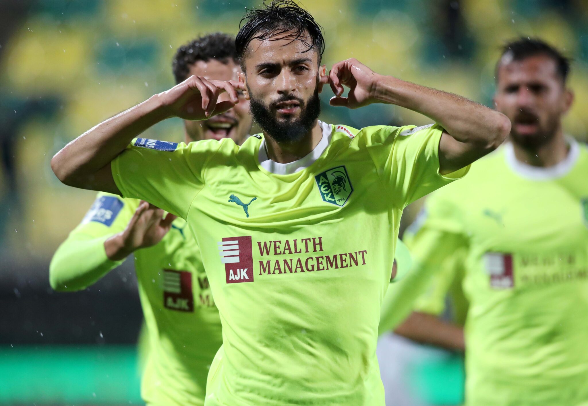 «Τέζαρε» την Πάφο με πρωταγωνιστή Φαράζ η ΑΕΚ (ΒΙΝΤΕΟ)