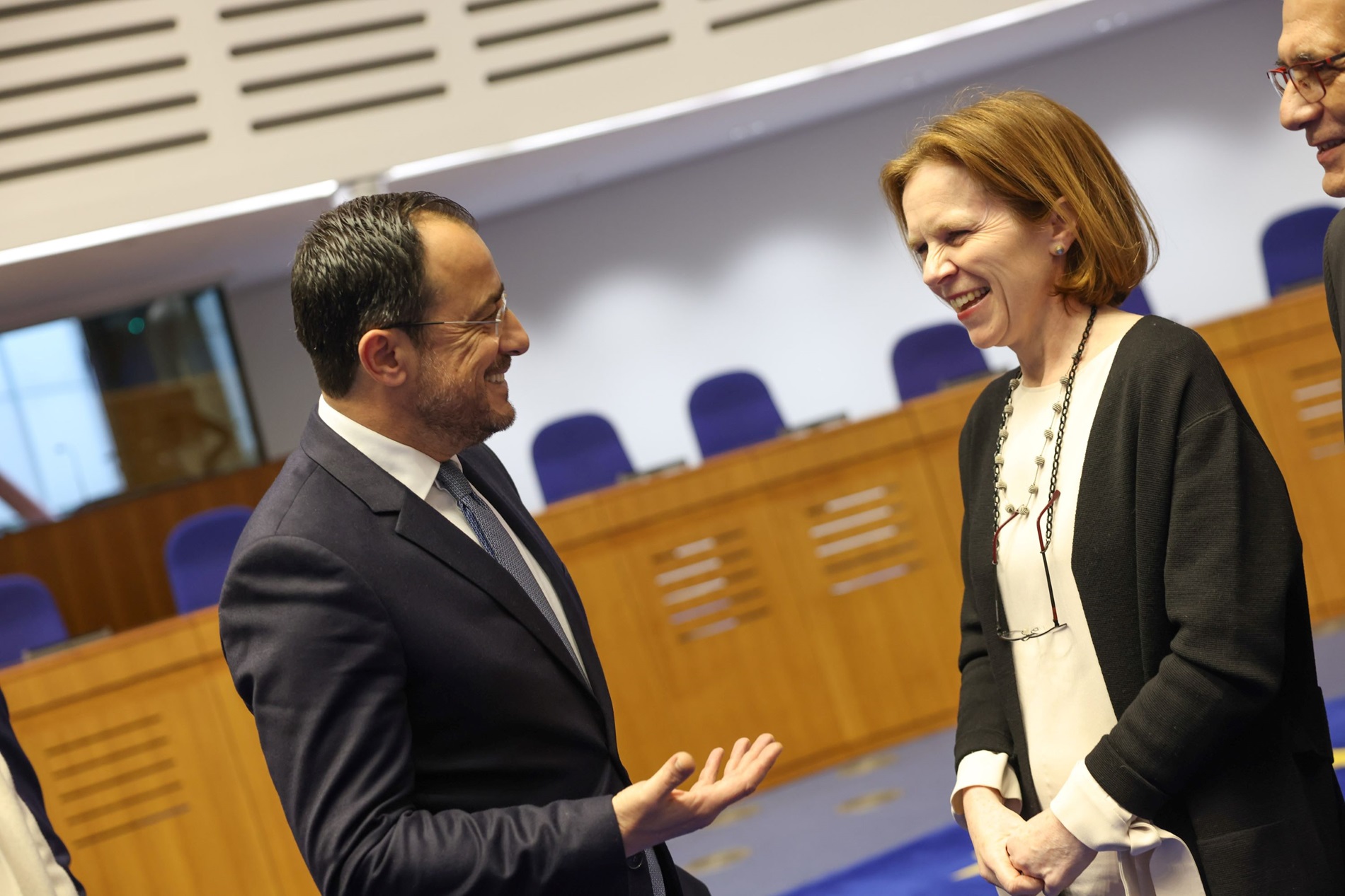 Ο Πρόεδρος διαβεβαίωσε την πλήρη προσήλωση της ΚΔ στις αποφάσεις του ΕΔΑΔ