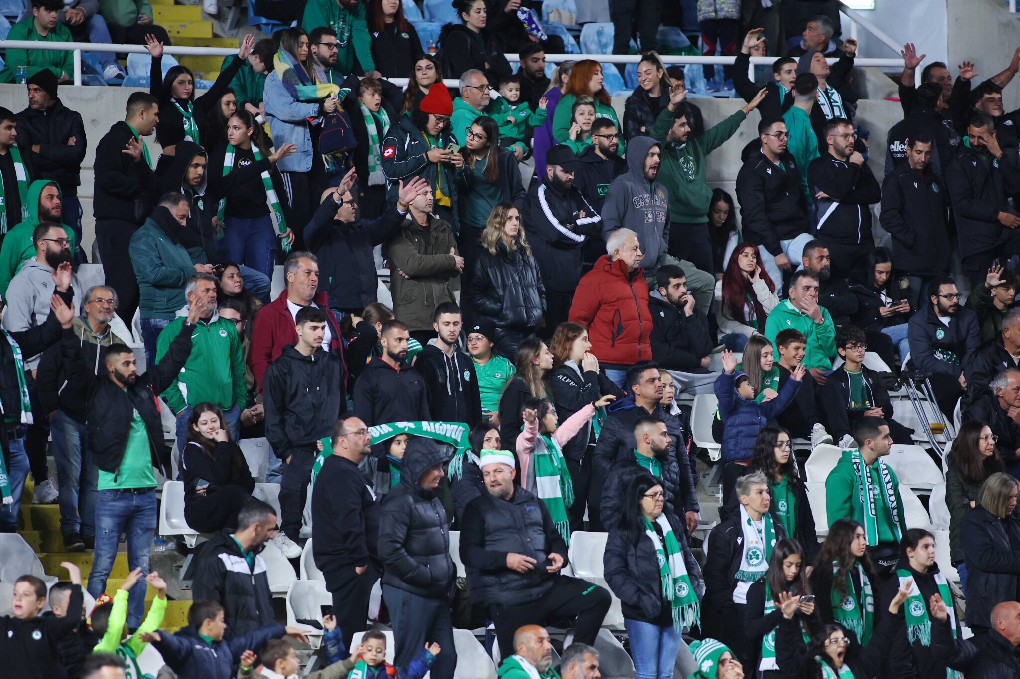 Στα γραφεία οι Ομονοιάτες, ζητούν παραιτήσεις και συνάντηση με τον Παπασταύρου