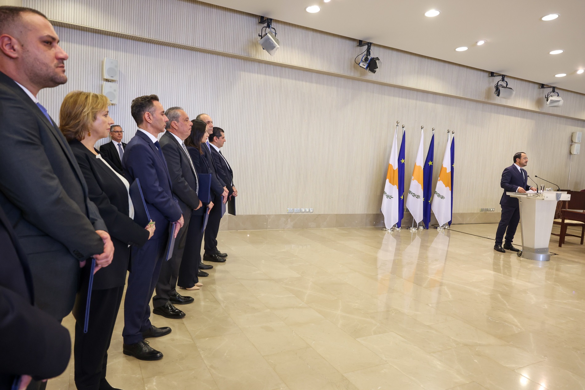 Με υποσχέσεις για σκληρή δουλειά ανέλαβαν χαρτοφυλάκια οι νέοι Υπουργοί