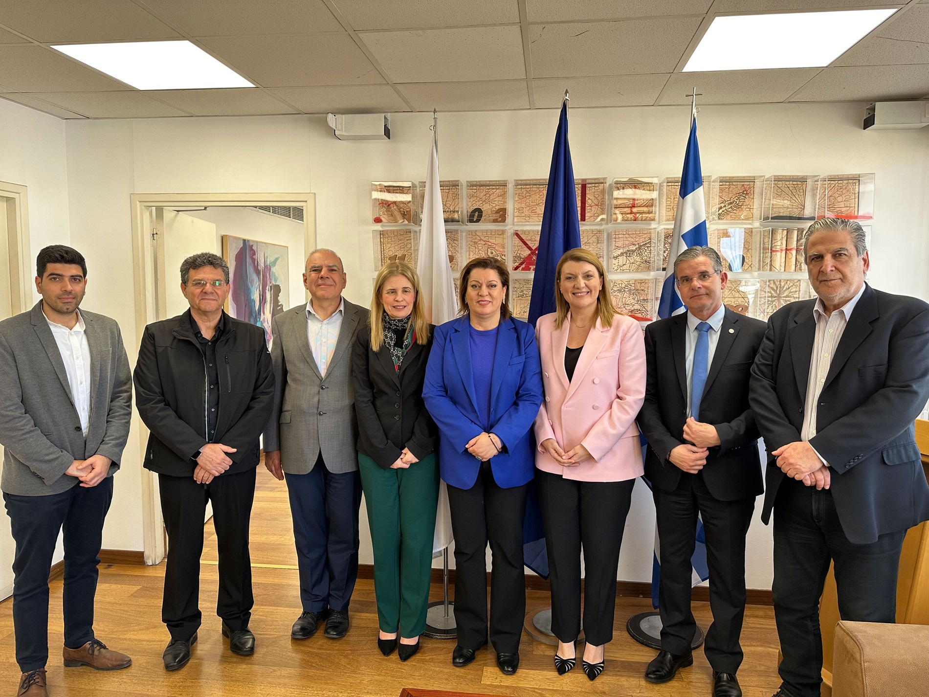 Φωτοβολταϊκά σε 405 σχολεία με κόστος €6,6 εκατ.