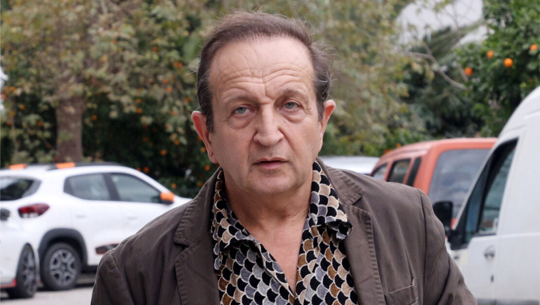 O Μπιμπίλας αποκάλυψε με πόσους ανθρώπους πήγε και την επίθεση που του έκαναν