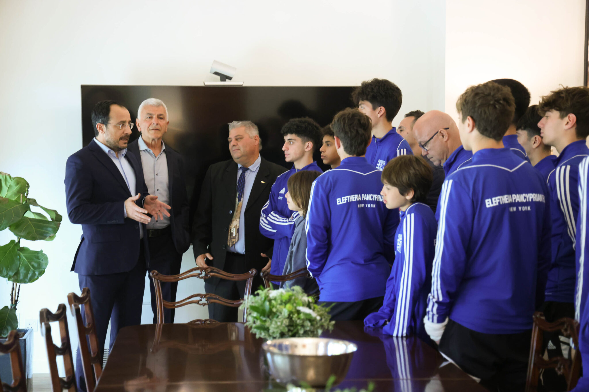 Συνάντησε εφήβους της ομογένειας ο Πρόεδρος