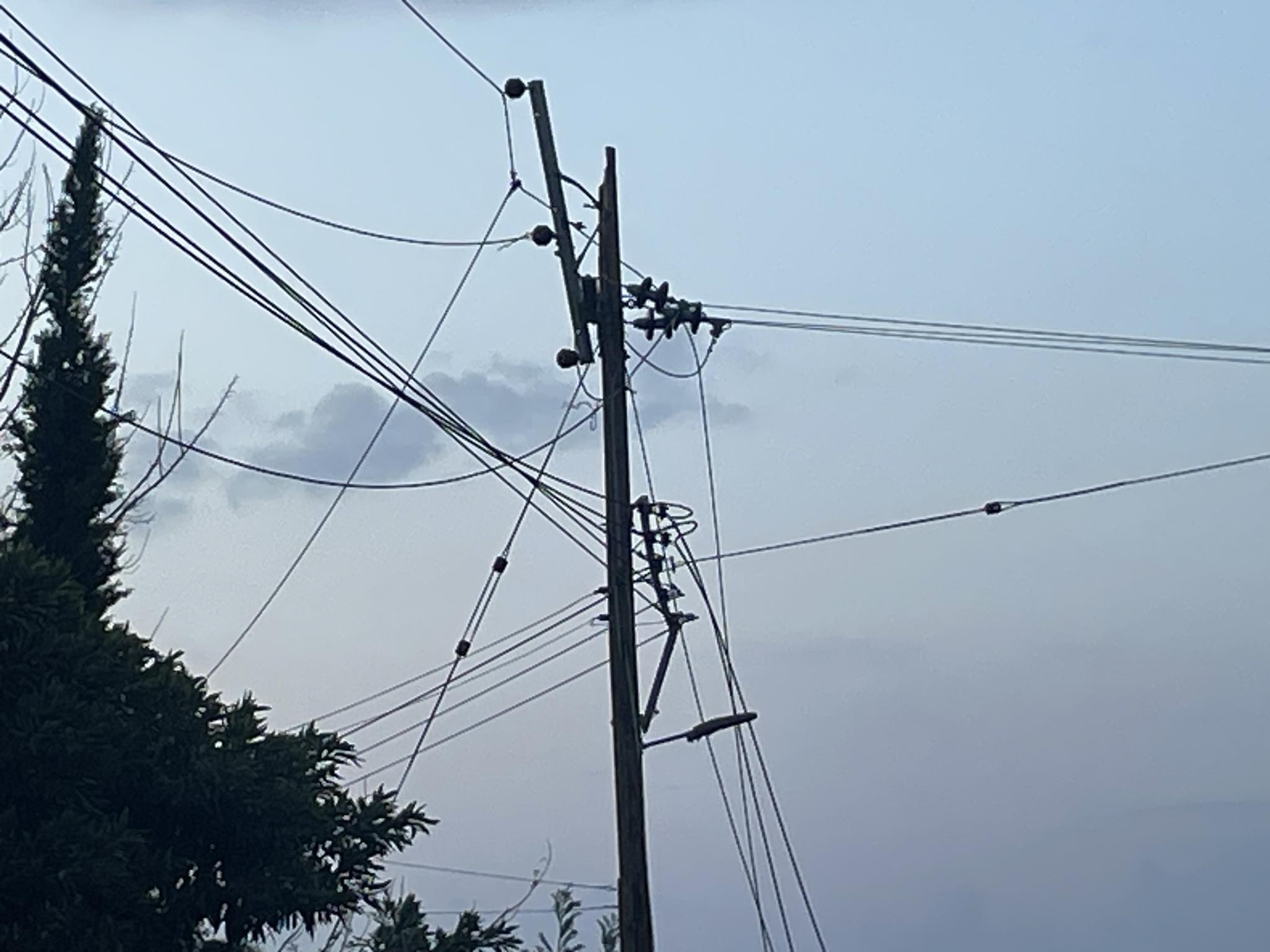 «Μην πλησιάζετε σε καλώδια»: SOS από την ΑΗΚ για τις καταστροφές στη Λεμεσό