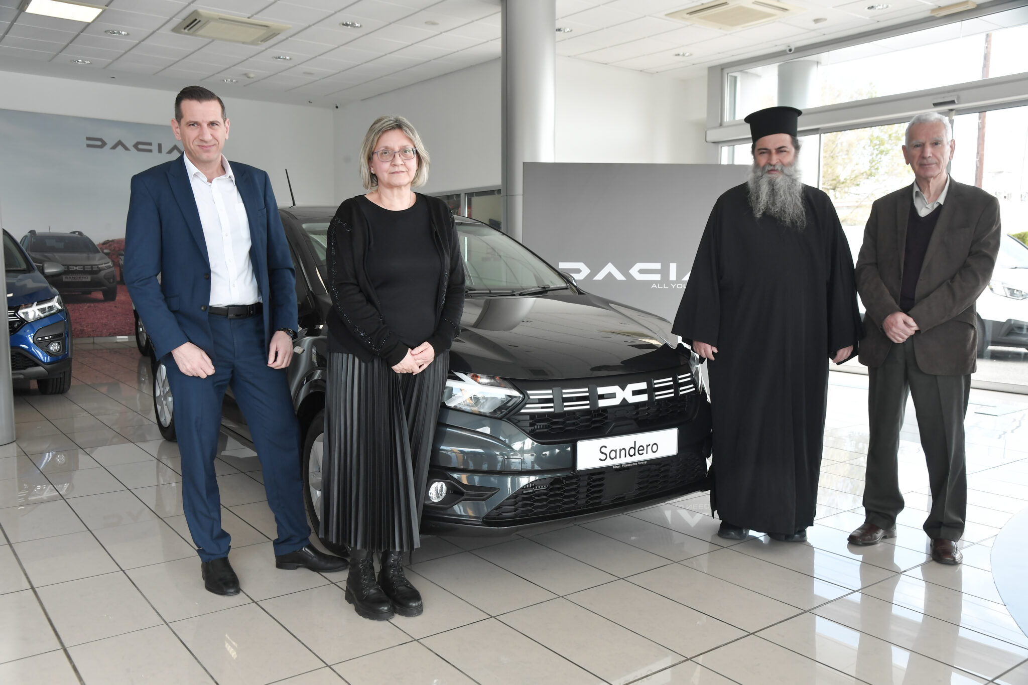 Ένα Dacia Sandero παραδόθηκε στη μεγάλη τυχερή