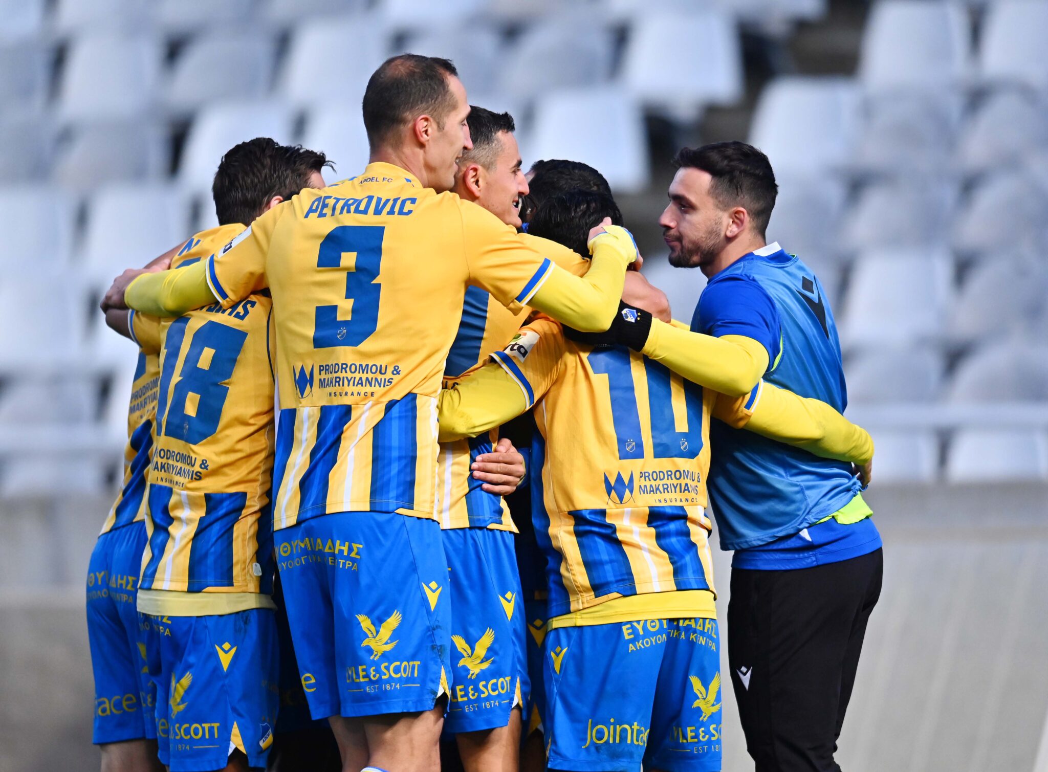 Για να αυξήσει τις αποστάσεις ο ΑΠΟΕΛ