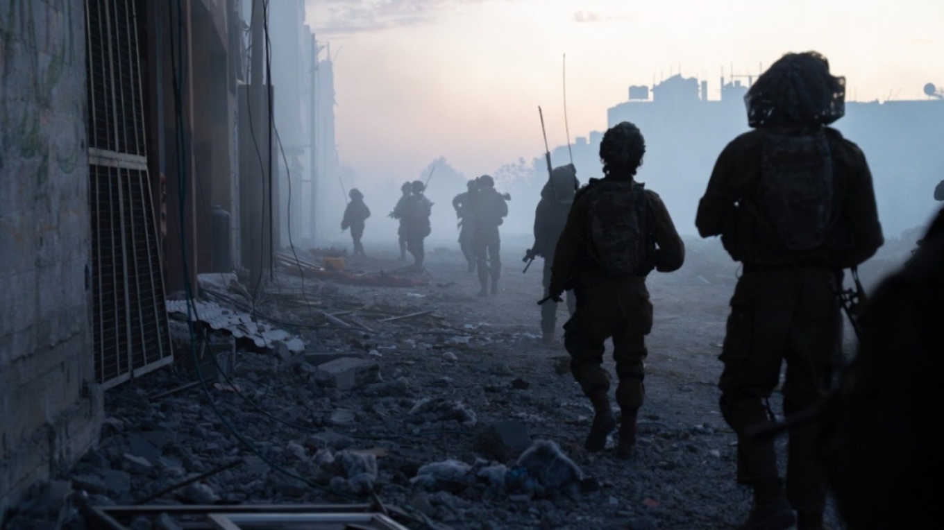 Νέα έφοδος του ισραηλινού στρατού στο νοσοκομείο Νάσερ της Γάζας