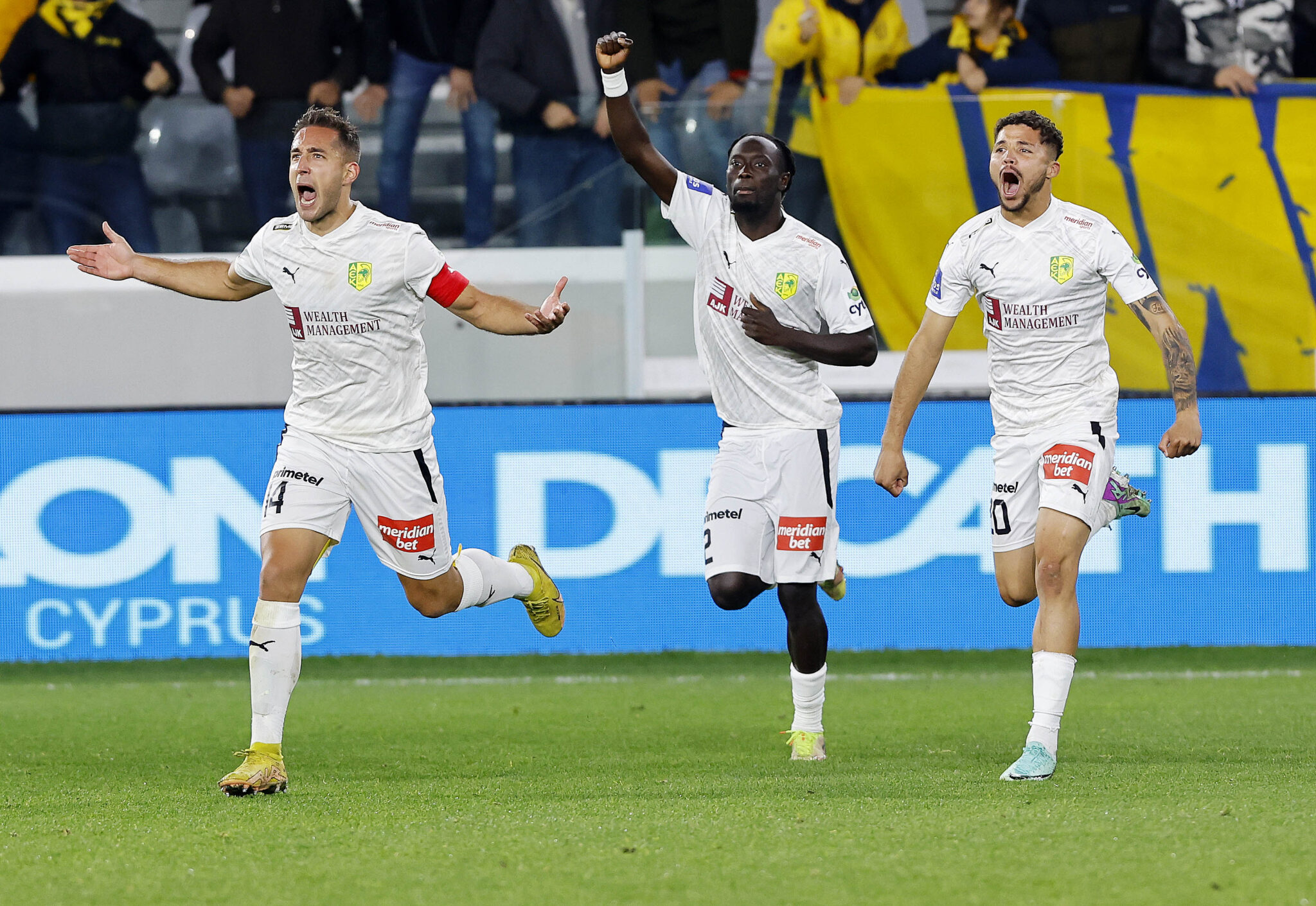 Να μειώσει τις αποστάσεις η ΑΕΚ