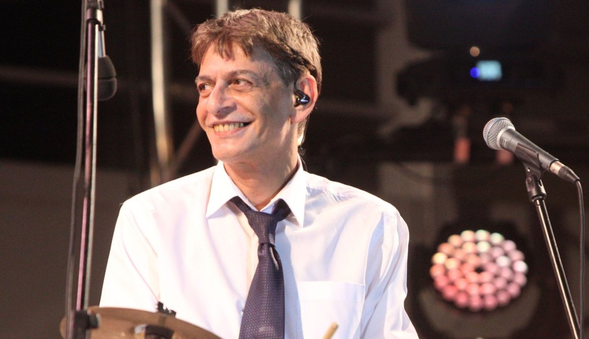 Πένθος για τον Μιχάλη Ρακιντζή: Έφυγε από τη ζωή η αδερφή του