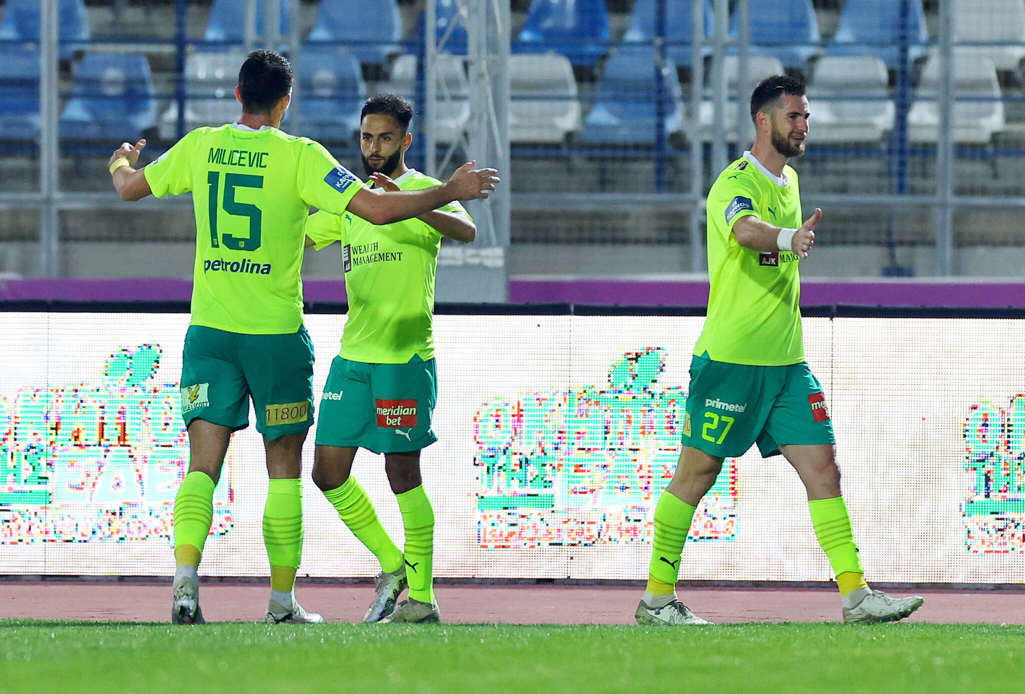 «Άλωσε» την Πάφο και συνέχισε ακάθεκτη η ΑΕΚ (ΒΙΝΤΕΟ)