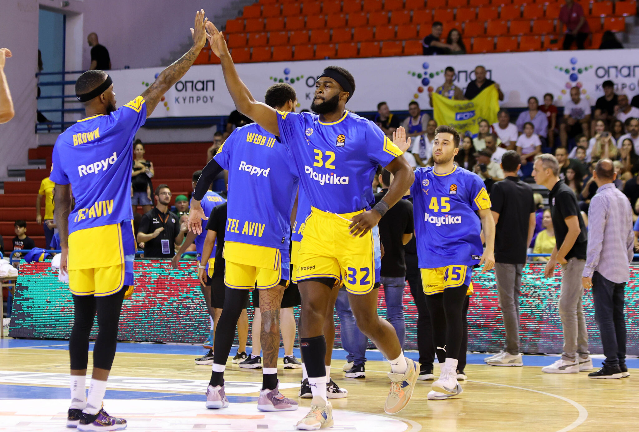 Η Ευρωλίγκα εξετάζει το ενδεχόμενο επιστροφής της Μακάμπι Τελ Αβίβ στην έδρα της