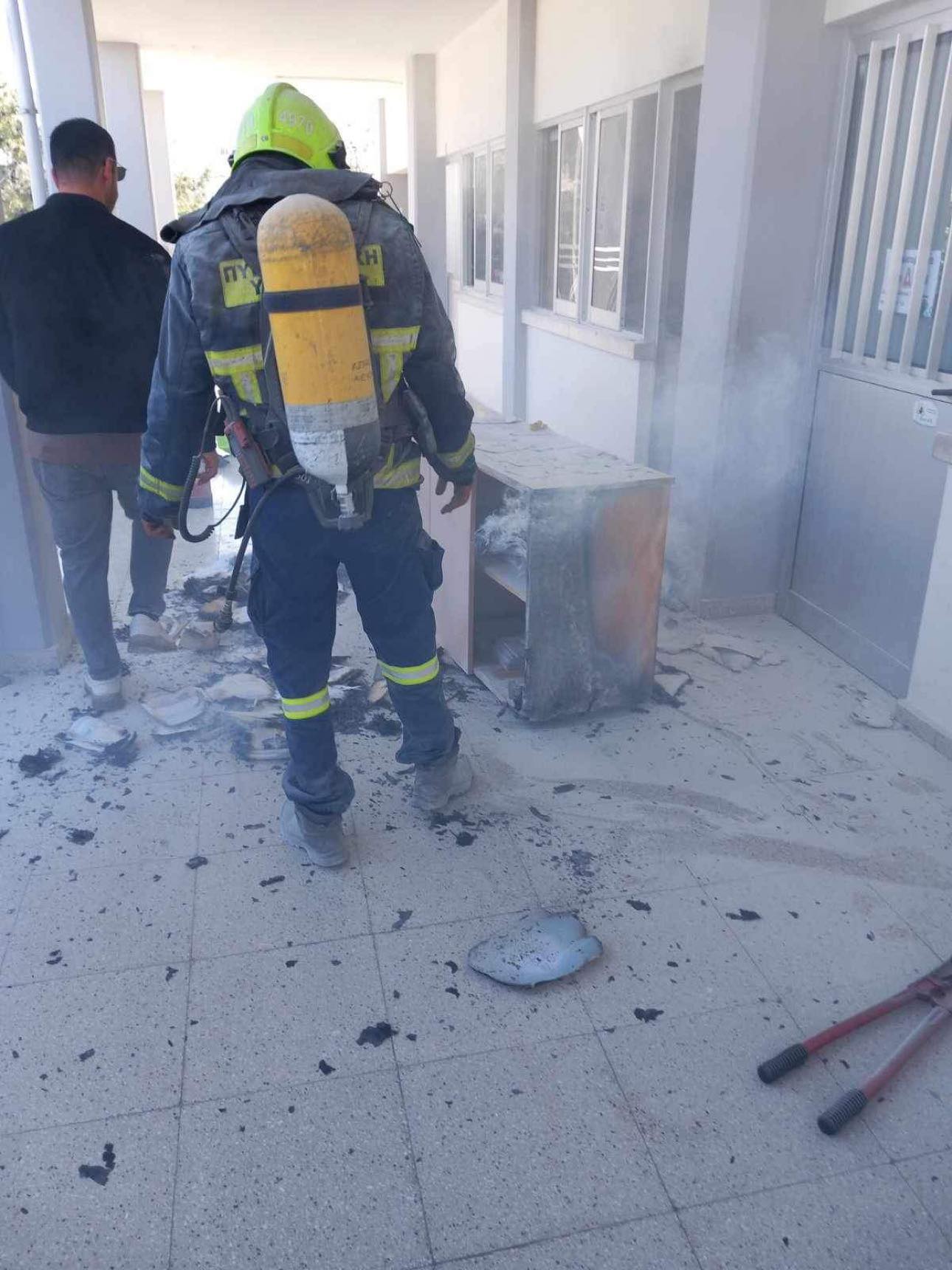 Κόντεψαν να κάψουν το σχολείο οι 3 μαθητές, σε συναγερμό οι Αρχές ενόψει Πάσχα