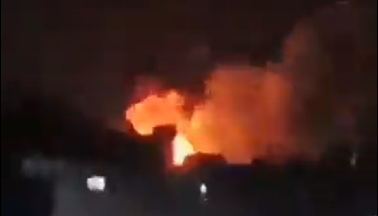 Σφοδρή ισραηλινή επίθεση στη Συρία: Ολονύχτιοι βομβαρδισμοί (ΒΙΝΤΕΟ)