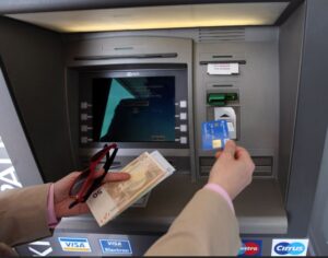 Σχέδιο της ΕΕ να κατάσχει έσοδα από ρωσικά περιουσιακά στοιχεία