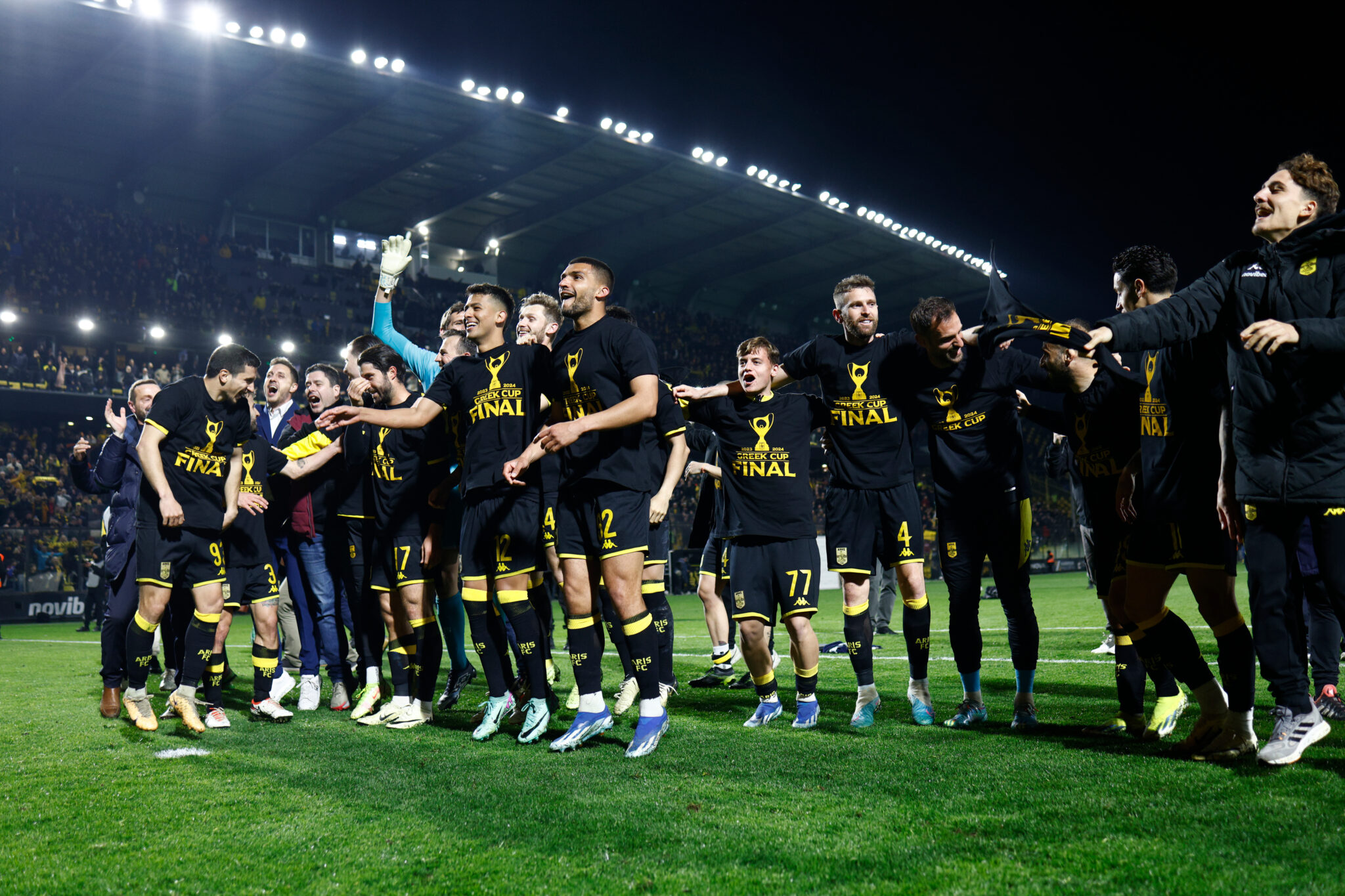 Σβηστά στον τελικό του Κυπέλλου ο Άρης