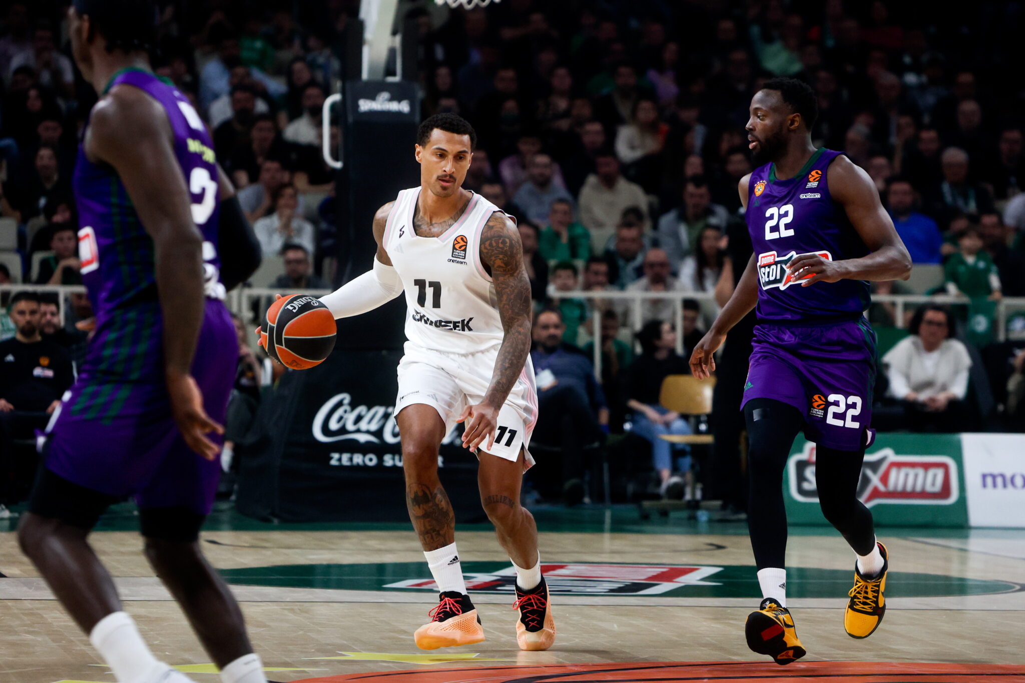 Έκανε τέσσερα ρεκόρ καριέρας ο Γκραντ κόντρα στη Βιλερμπάν