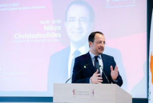 Πρόεδρος: Ουσιώδης ο ρόλος της ΕΕ στις προσπάθειες για επανένωση