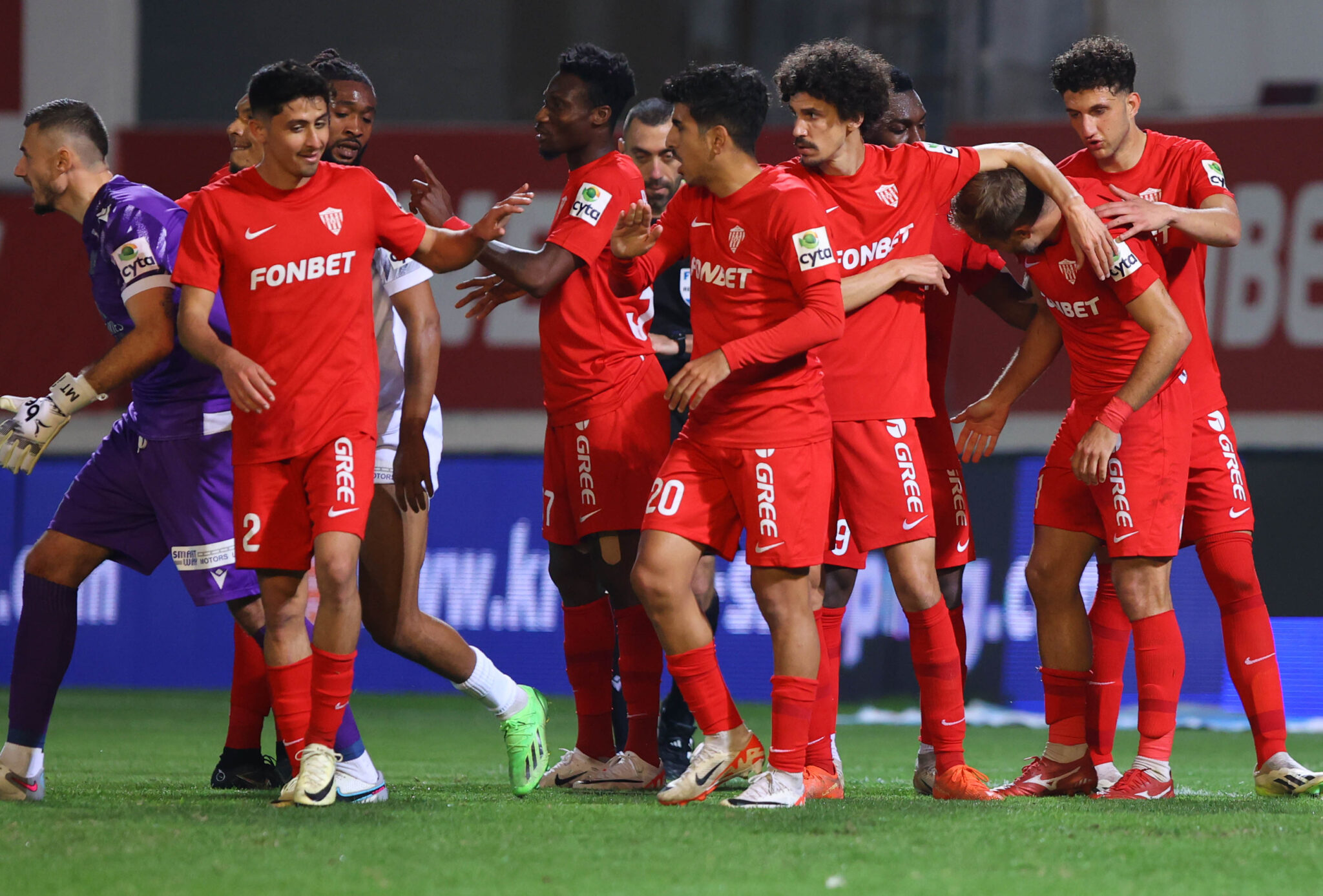 Νέα Σαλαμίνα ετών 76