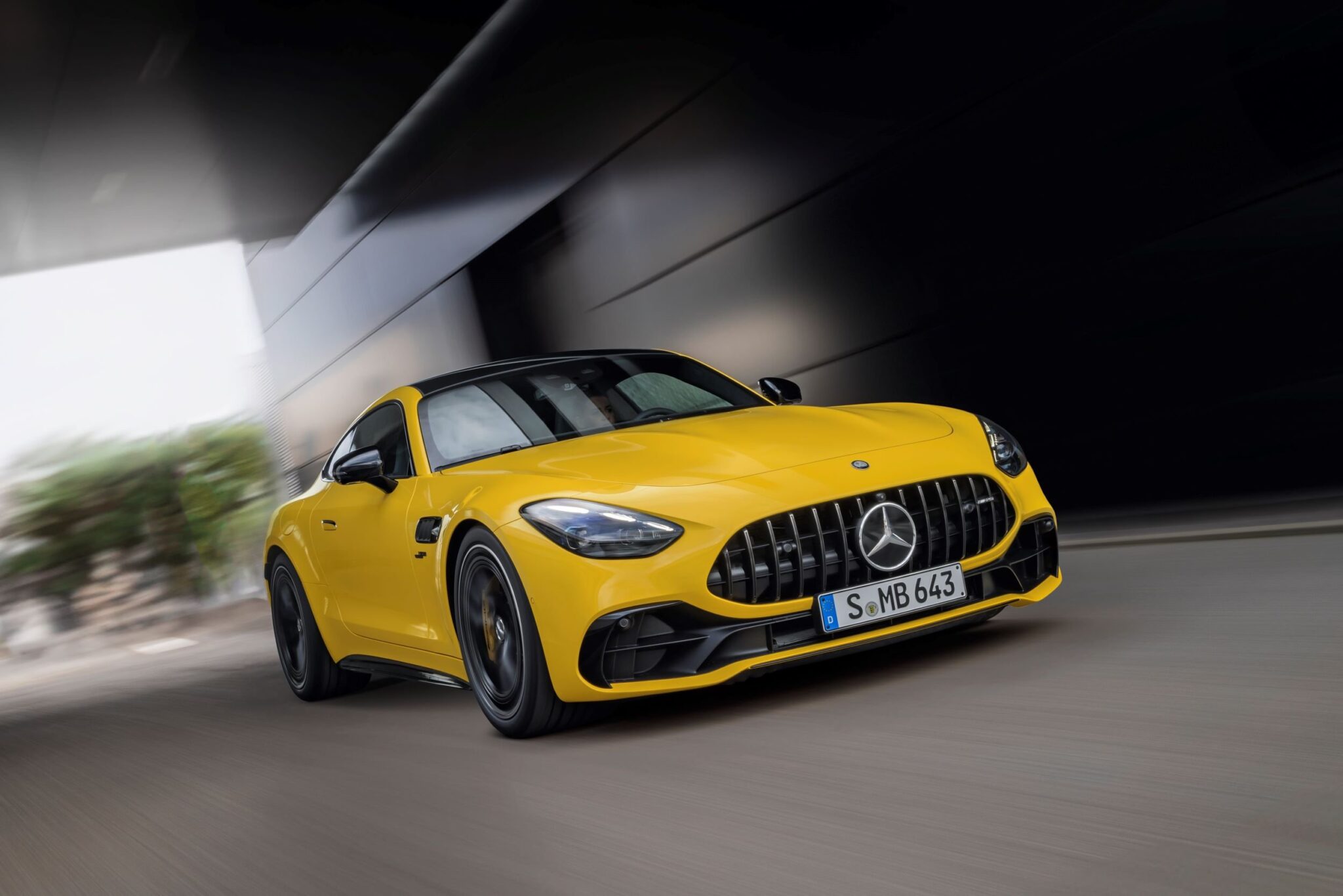 Mercedes-AMG GT 43: Πισωκίνητη με 2λιτρο κινητήρα 421 ίππων