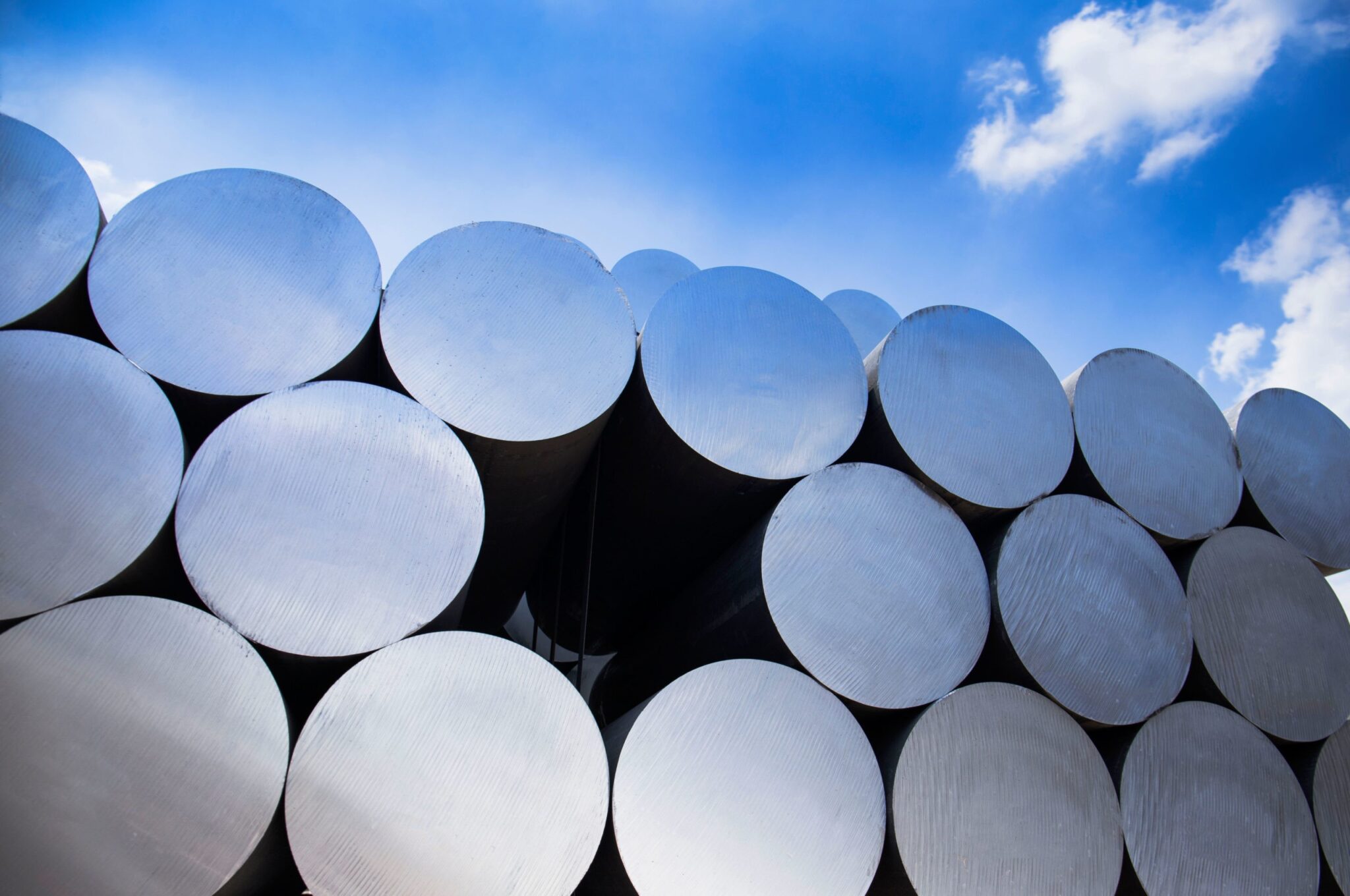 Η CADAL LTD «ανοίγει» την αγορά αλουμινίου