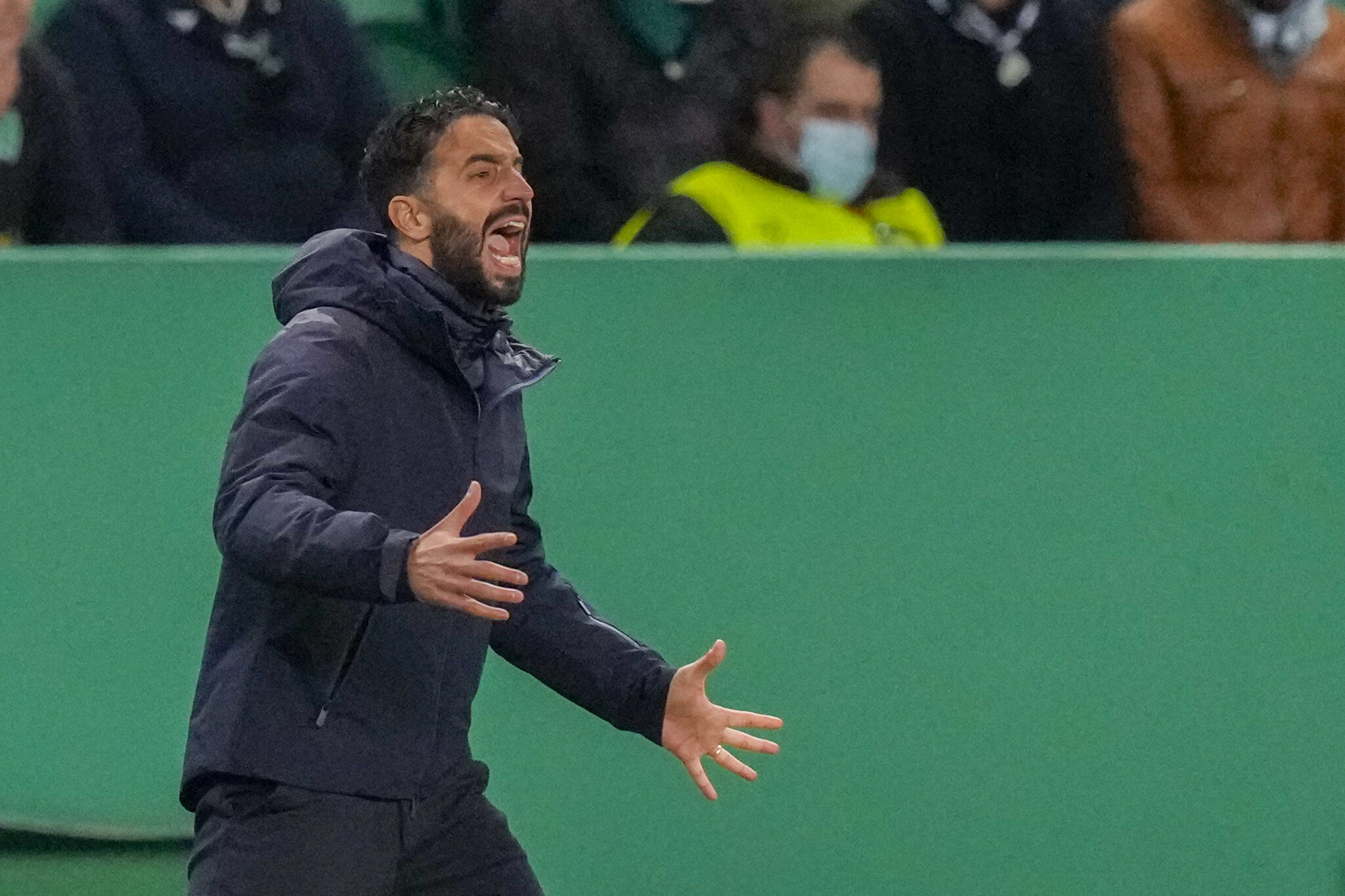 Διαψεύδουν όλες οι πλευρές για οριστική συμφωνία της Λίβερπουλ με Αμορίμ