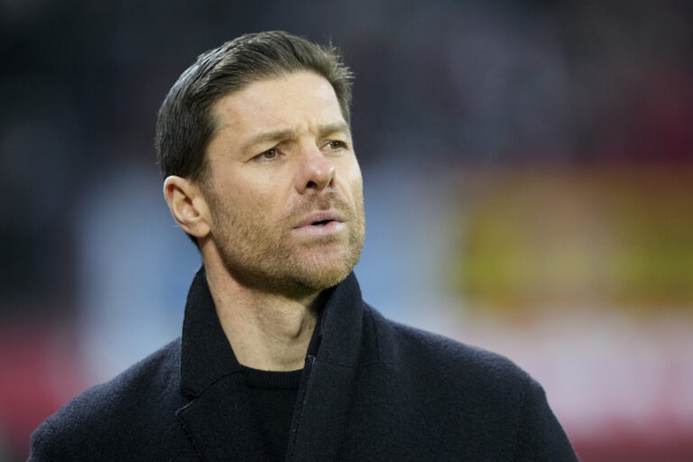 Χαμογελούν στη Ρεάλ Μαδρίτης για την απόφαση του Τσάμπι Αλόνσο