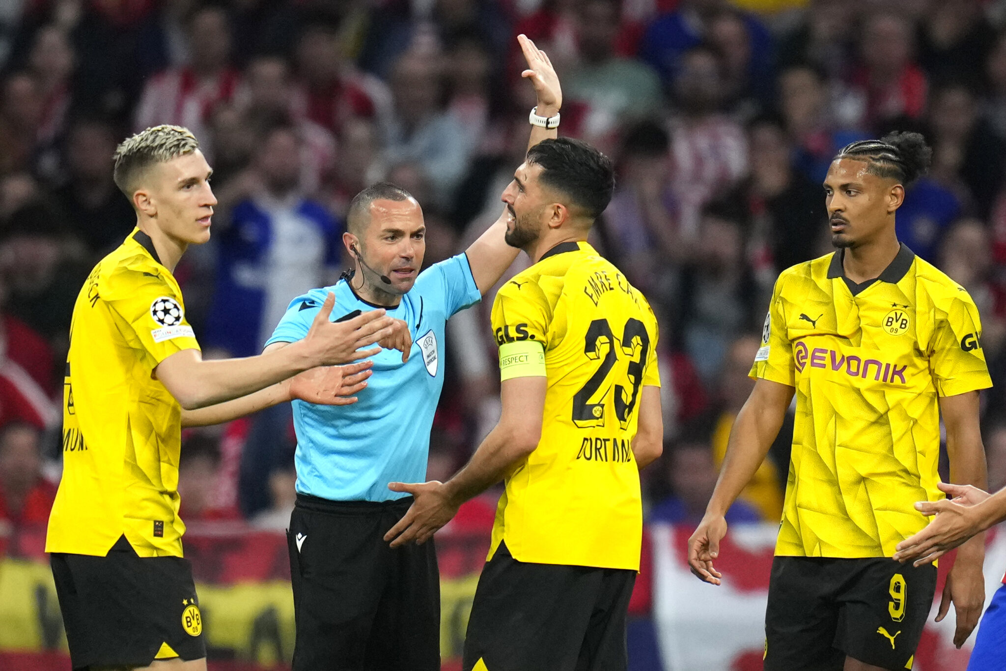 Ο Elite Μάρκο Γκουίντα διαιτητής στο Άστον Βίλα-Ολυμπιακός