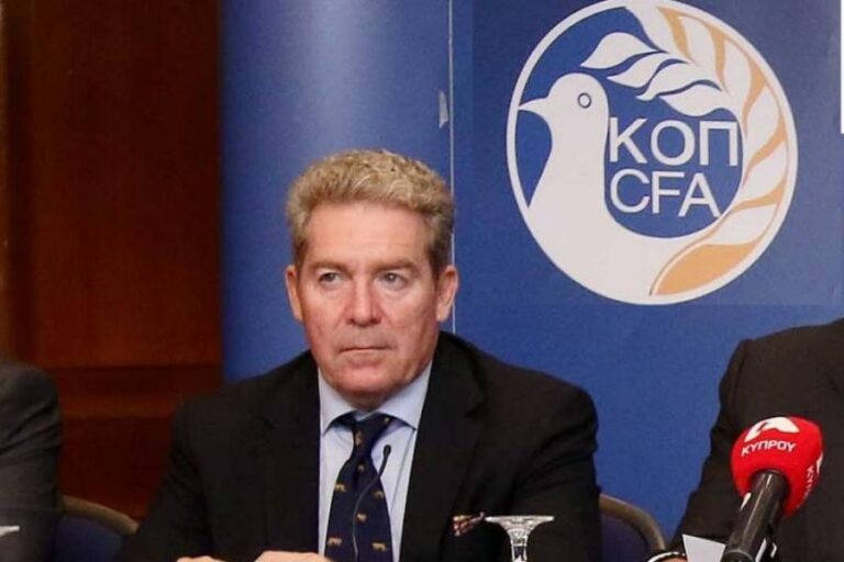 Η Apollon Ladies ζητά την παραίτηση Φοίβου Βάκη από την ΚΟΠ