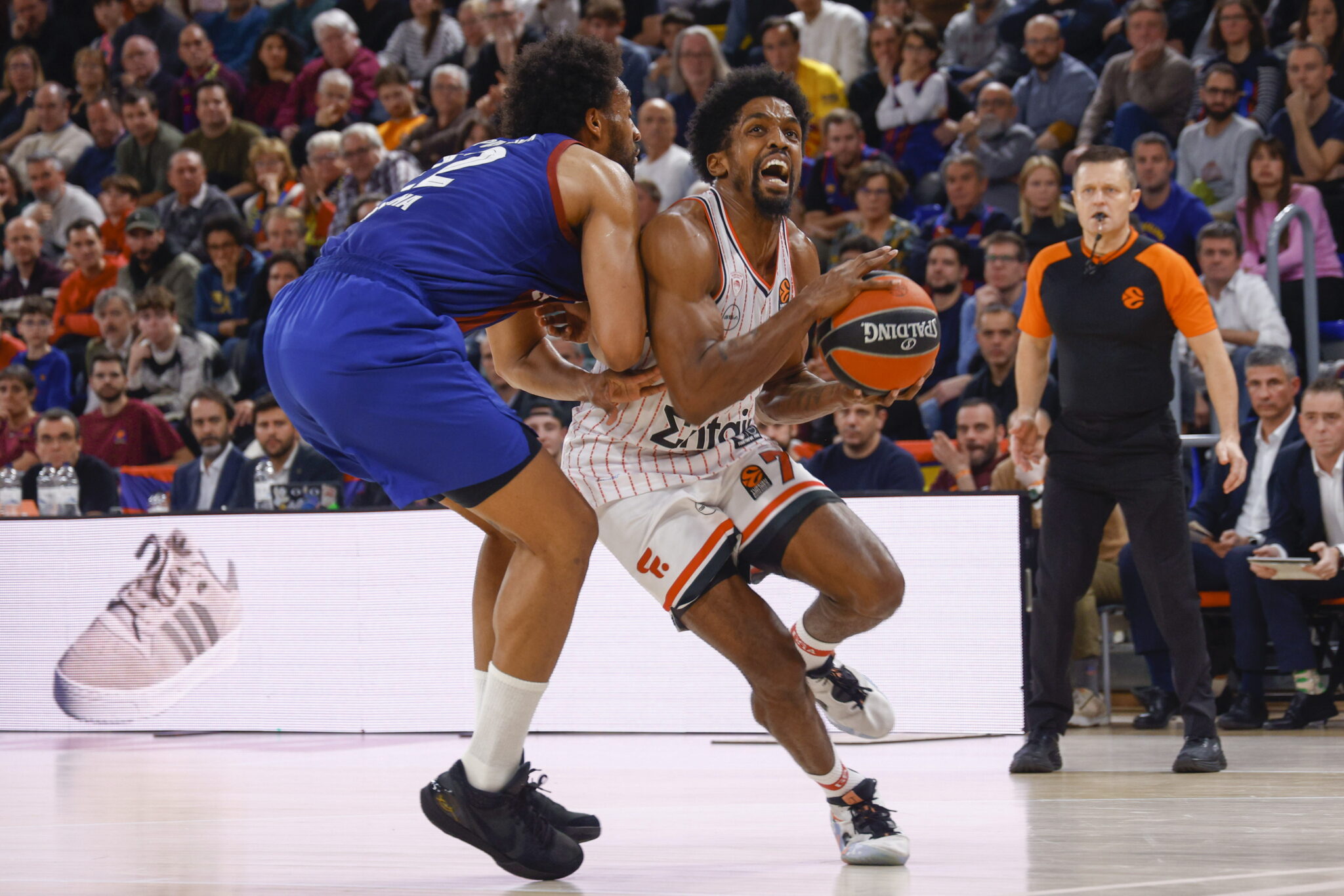 Μπαρσελόνα-Ολυμπιακός: Πρεμιέρα στη Βαρκελώνη με στόχο το break