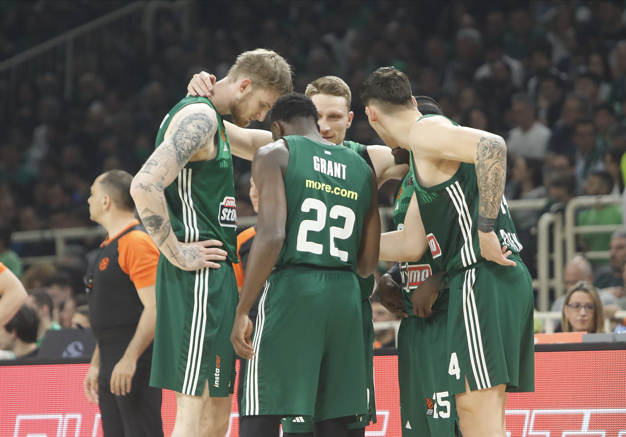 Πάτησε το γκάζι, παρέσυρε την Άλμπα και κλείδωσε τη 2η θέση ο Παναθηναϊκός