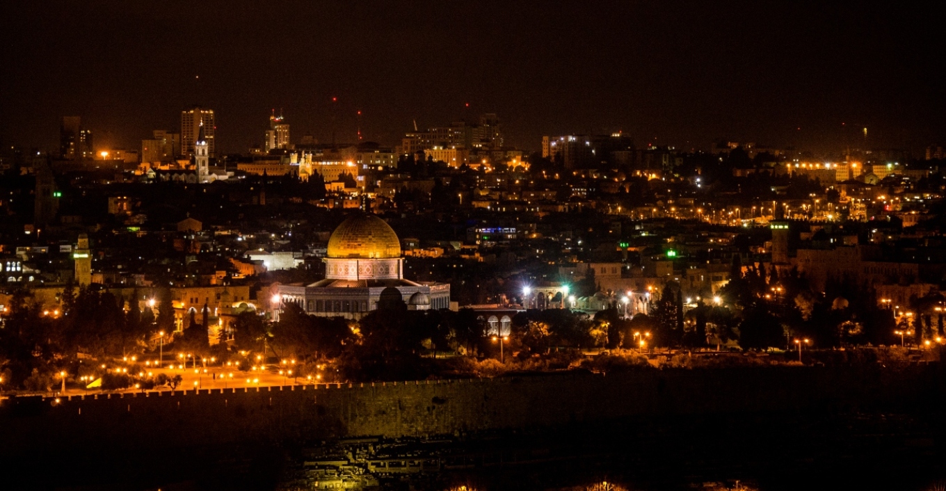 Ανάλυση Guardian: Η μοίρα της Μέσης Ανατολής κρέμεται από μια κλωστή