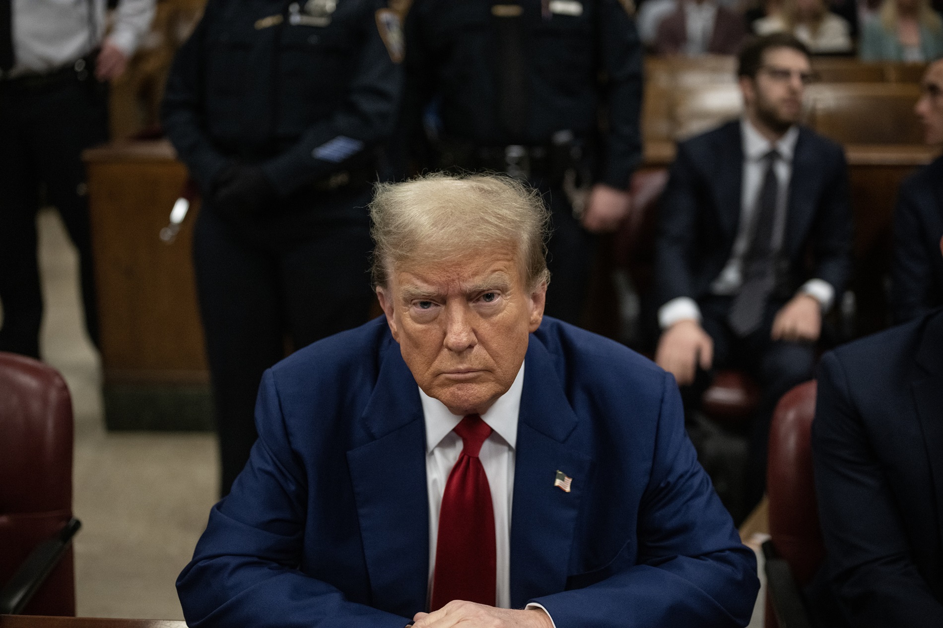 Πρόστιμο 9.000 δολαρίων στον Ντόναλντ Τραμπ για δηλώσεις εναντίον μαρτύρων