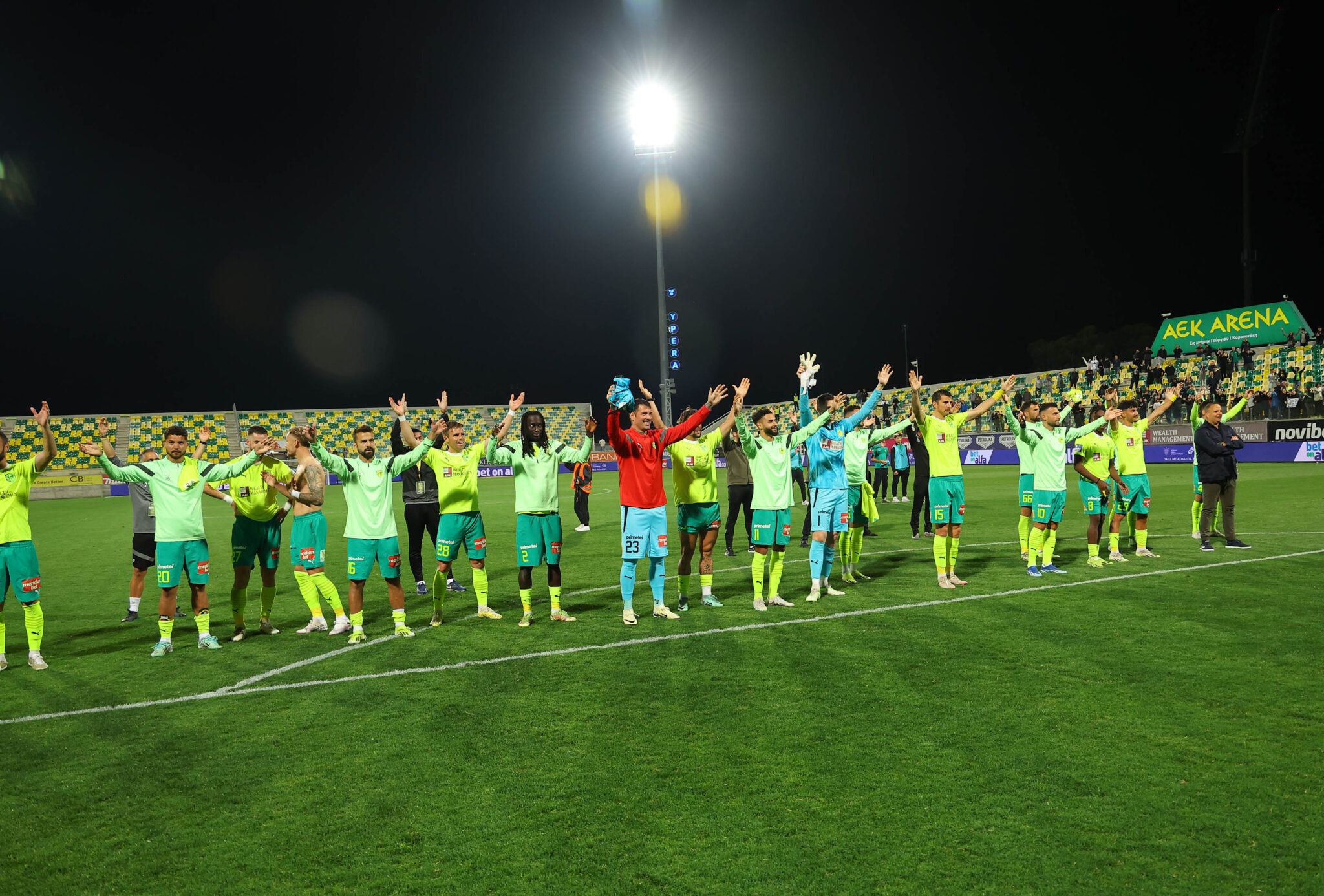 Συνεχίζει την «καταδίωξη» η ΑΕΚ