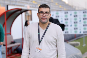 Αναβάθμιση για τον Κωνσταντίνου στην ΑΕΛ