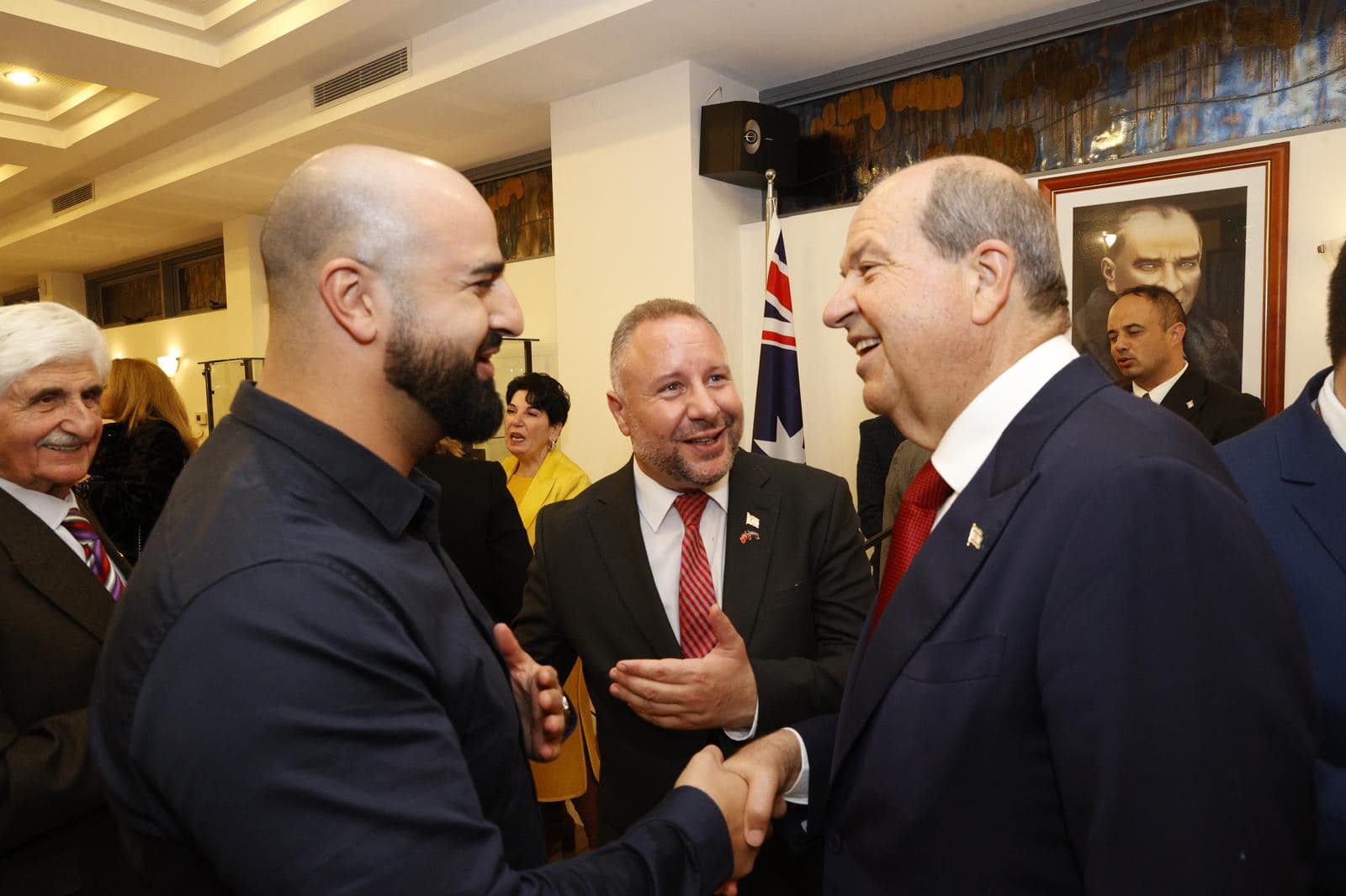 Στην Αυστραλία ο Τατάρ: Κάνει έκκληση για επενδύσεις στα κατεχόμενα