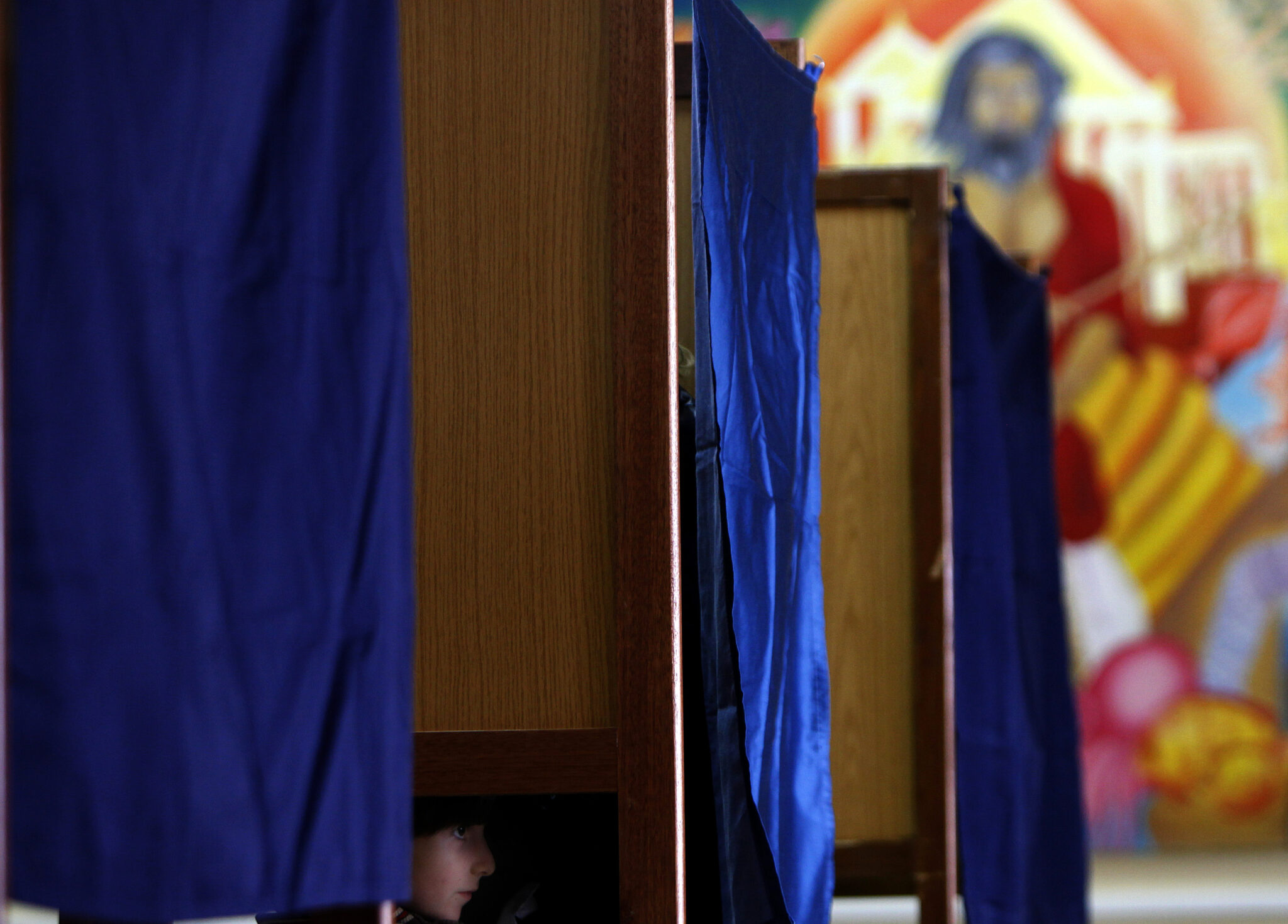 Εκλογές: Τριπλό ντέρμπι προβλέπουν οι δημοσκοπήσεις (ΒΙΝΤΕΟ)