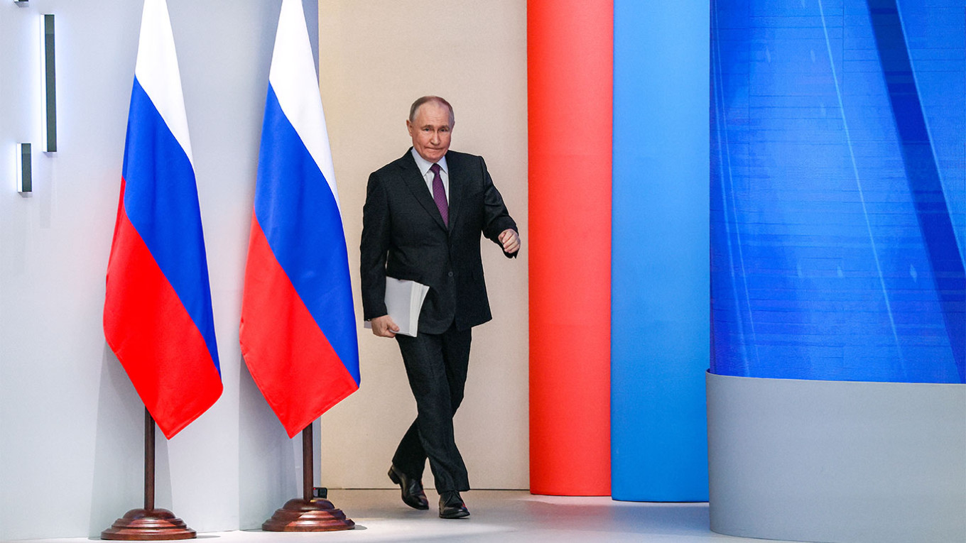 Το Παρίσι στέλνει τον Πρέσβη του στην ορκωμοσία Πούτιν, το Βερολίνο μποϊκοτάρει