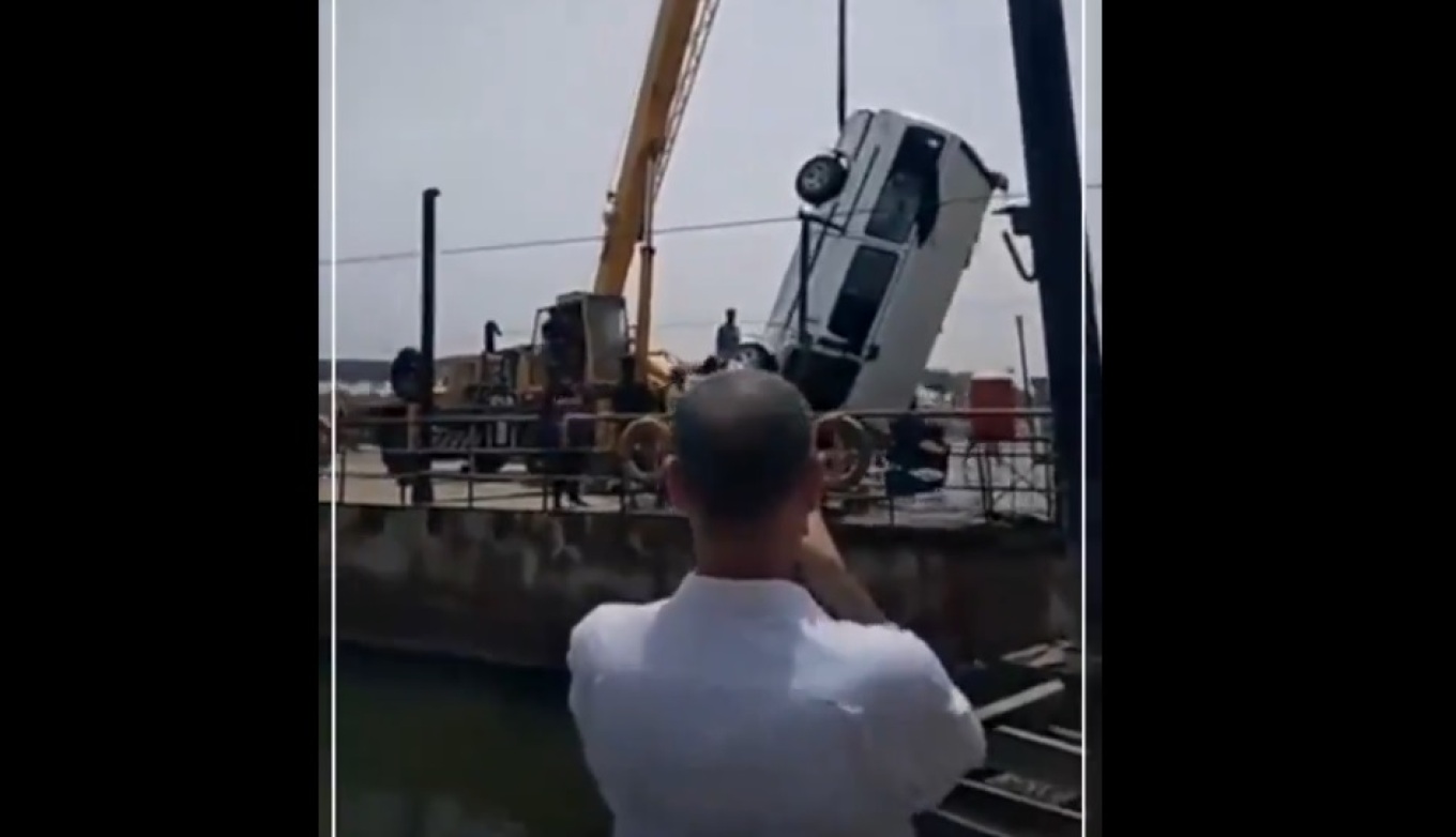 Αίγυπτος: Τουλάχιστον 10 νεκροί από πτώση λεωφορείου στον Νείλο (ΒΙΝΤΕΟ)