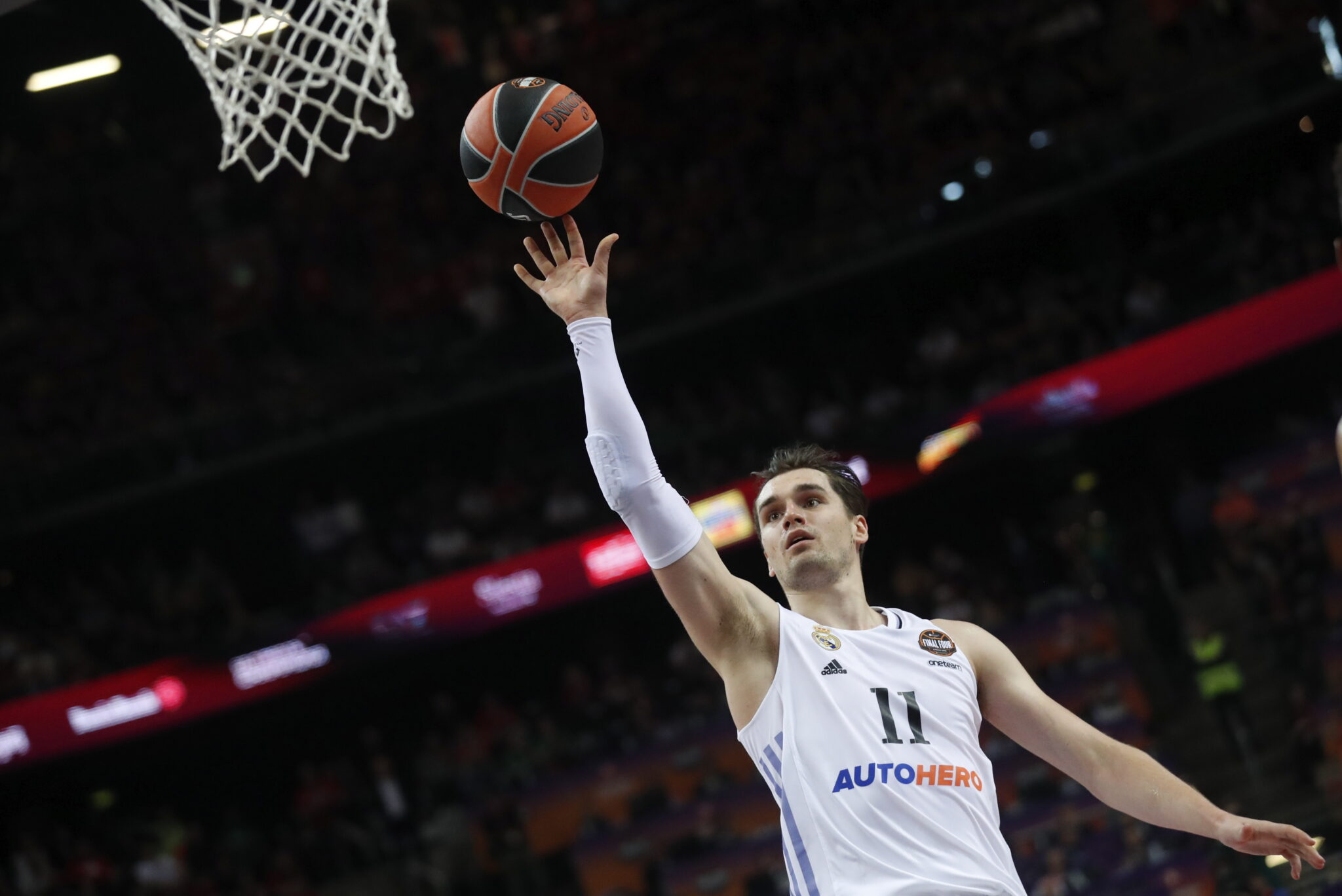 Μήνυμα παραμονής από Χεζόνια στη Ρεάλ