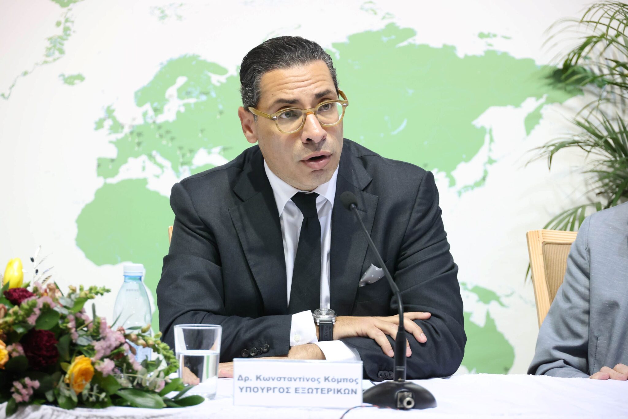 Στον Υπουργό Εξωτερικών το Βραβείο της ΚΣΝ για το Σχέδιο «Αμάλθεια»