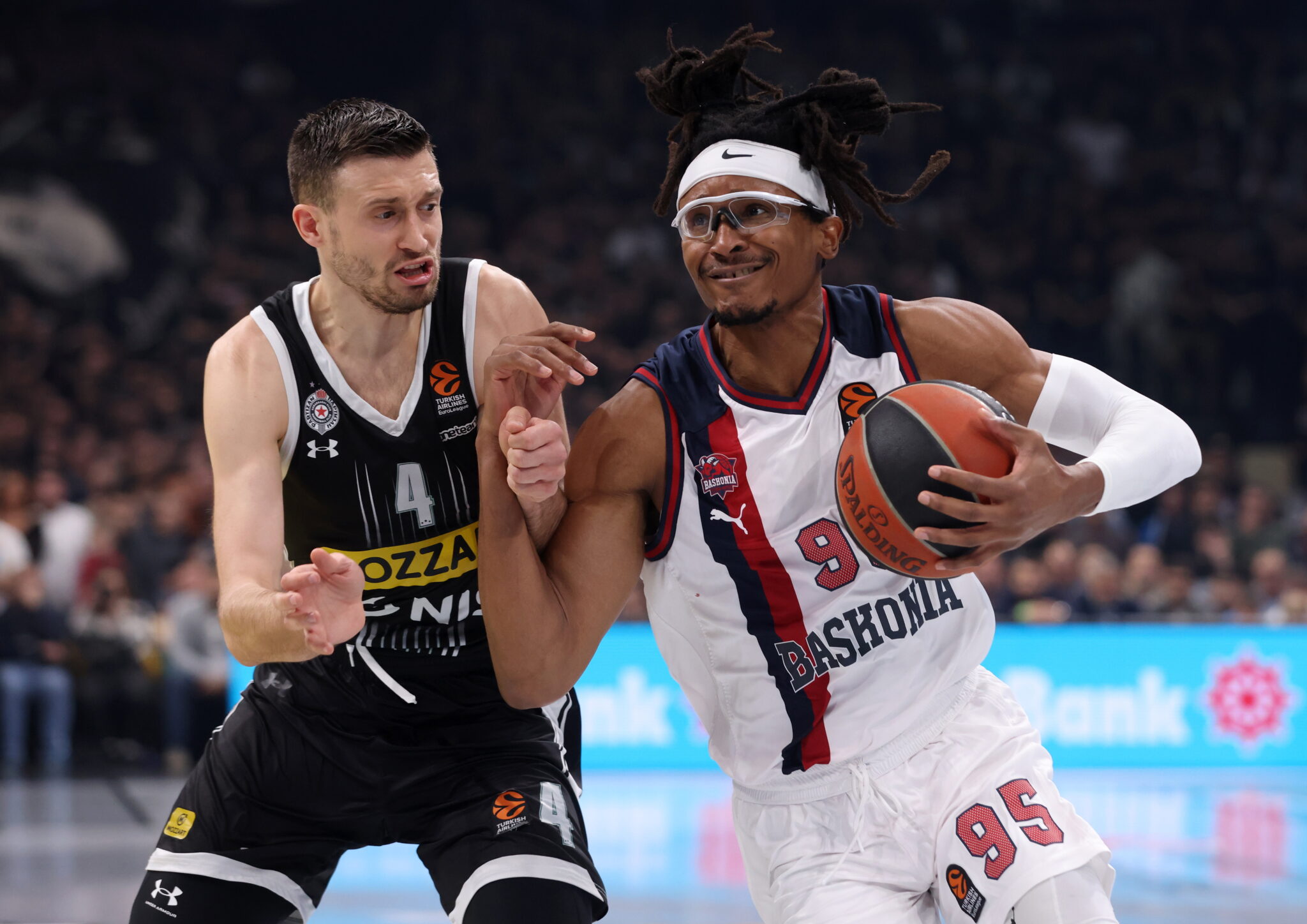 Ενδιαφέρεται για Μονέκε η Μπαρσελόνα