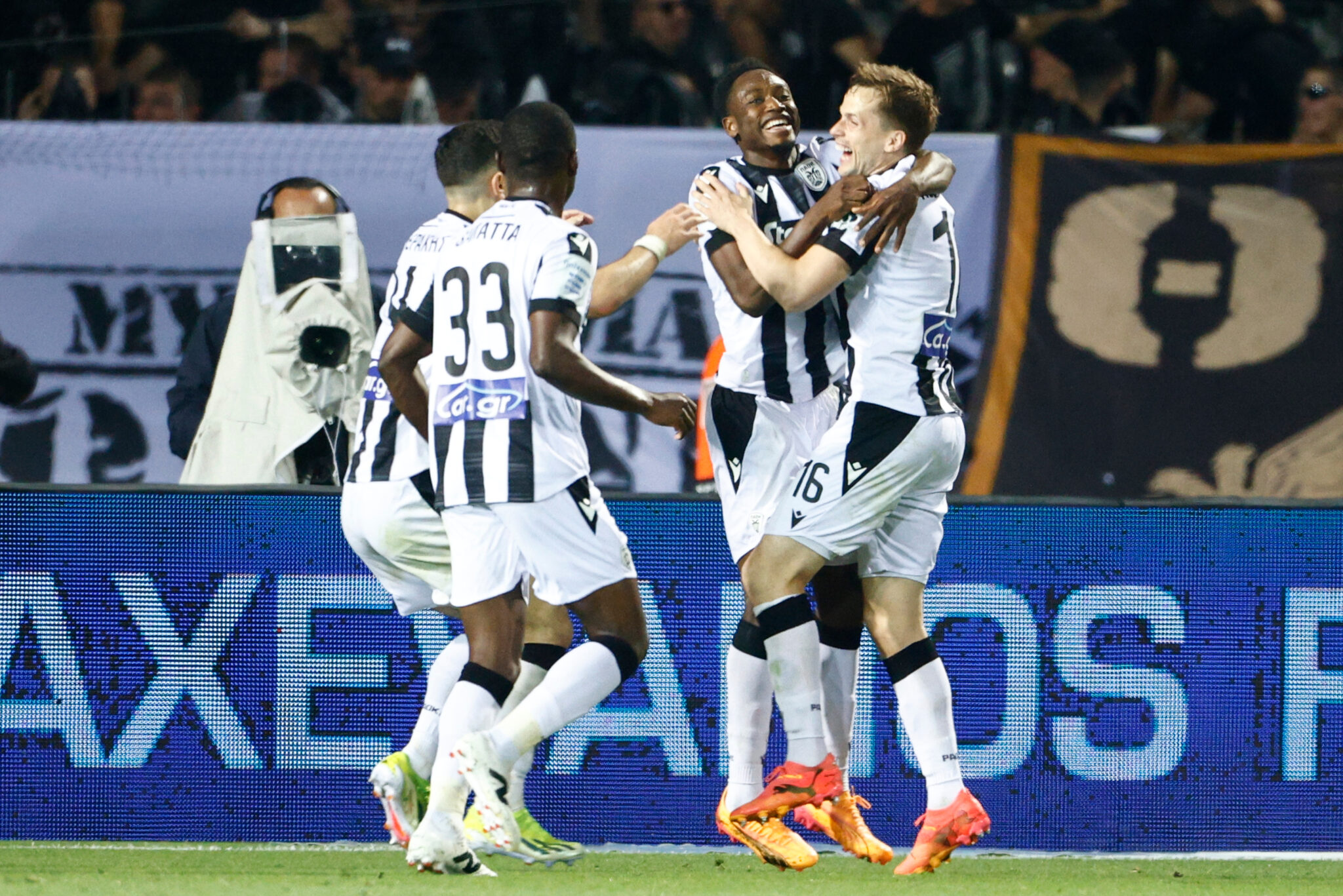 Ο ΠΑΟΚ των ρεκόρ διεκδικεί το πρωτάθλημα