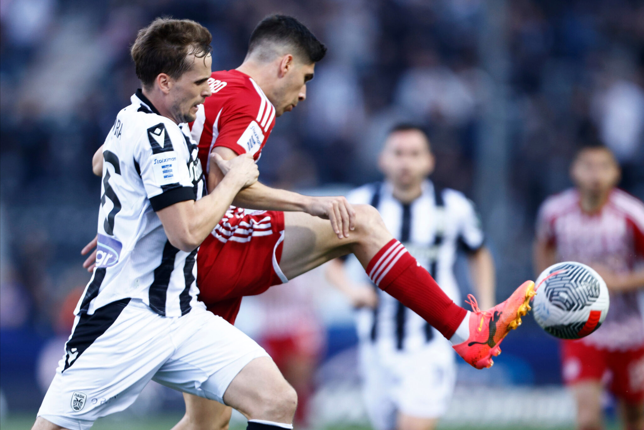 Στη Χαλκιδική περιμένει ειδοποίηση του ΠΑΟΚ ο Κεντζιόρα